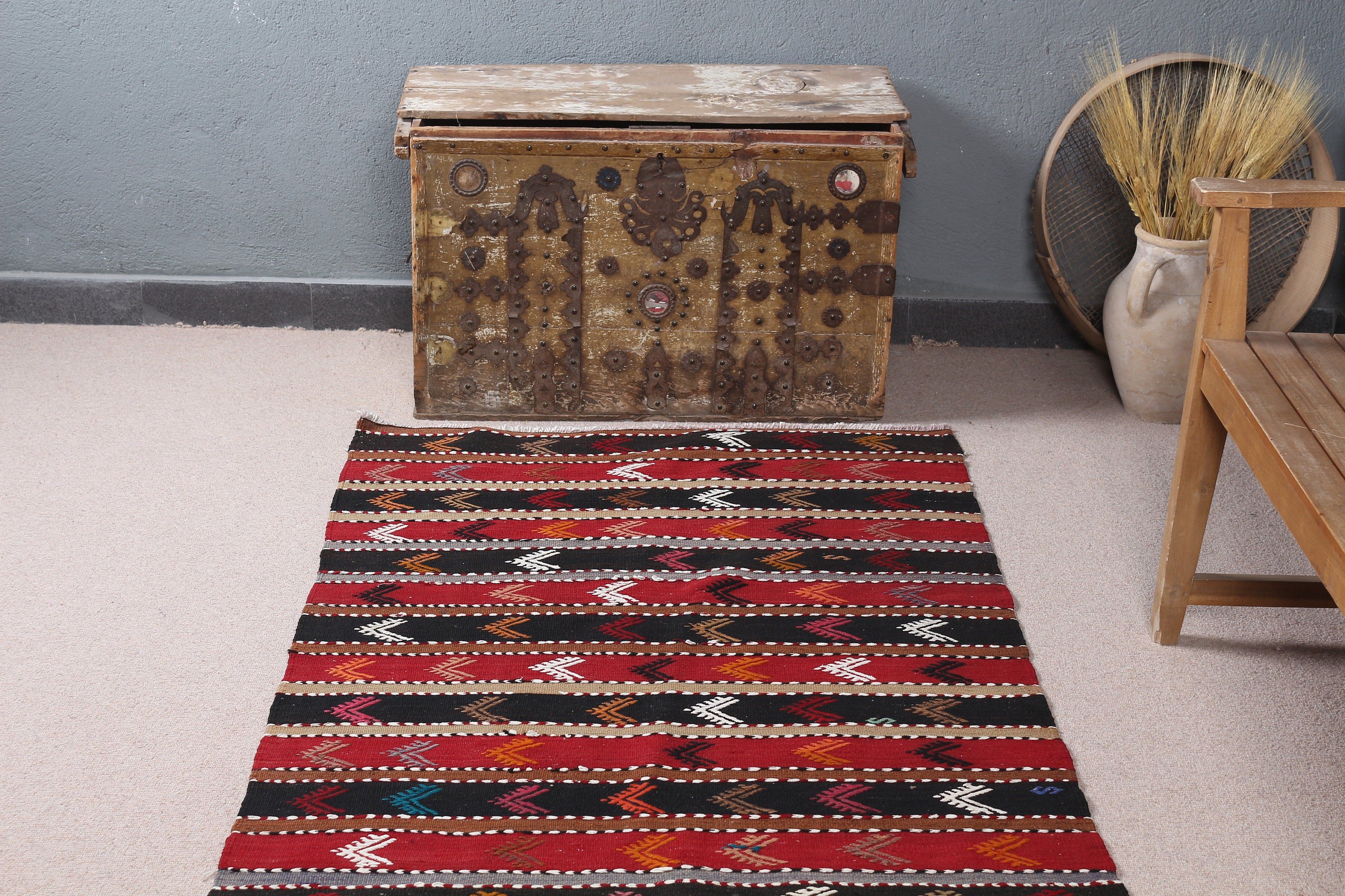 Düğün Halısı, Kırmızı Anadolu Halısı, Kilim, Koridor Halısı, Mutfak Halıları, 3,2x8,2 ft Yolluk Halıları, Havalı Halı, Türk Halısı, Vintage Halı