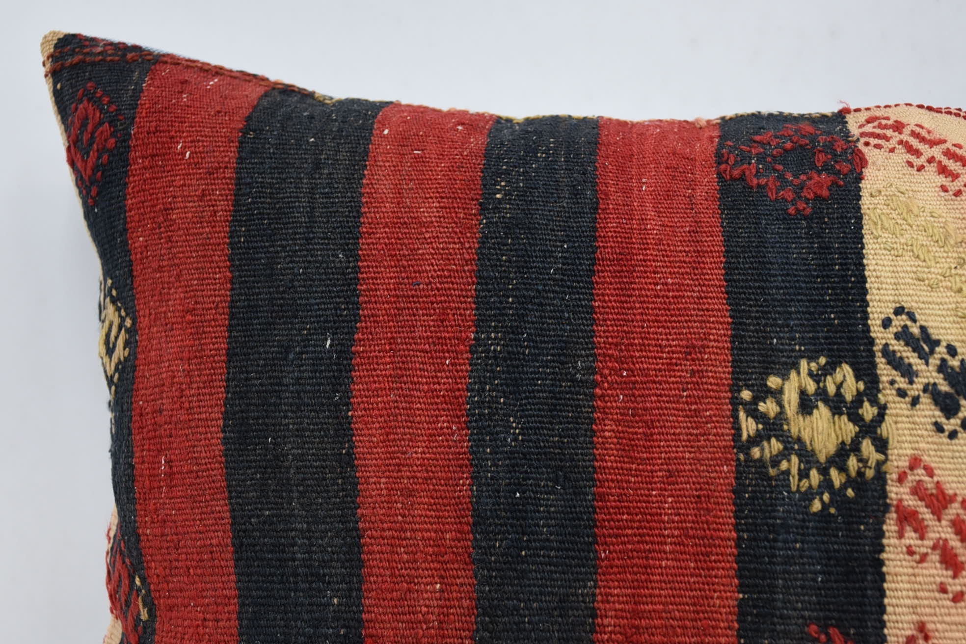 Interior Designer Pillow, 16"x24" Red Cushion, Morroccon Kilim Cushion Cushion Case, Ethnical Kilim Rug Pillow, Home Decor Pillow