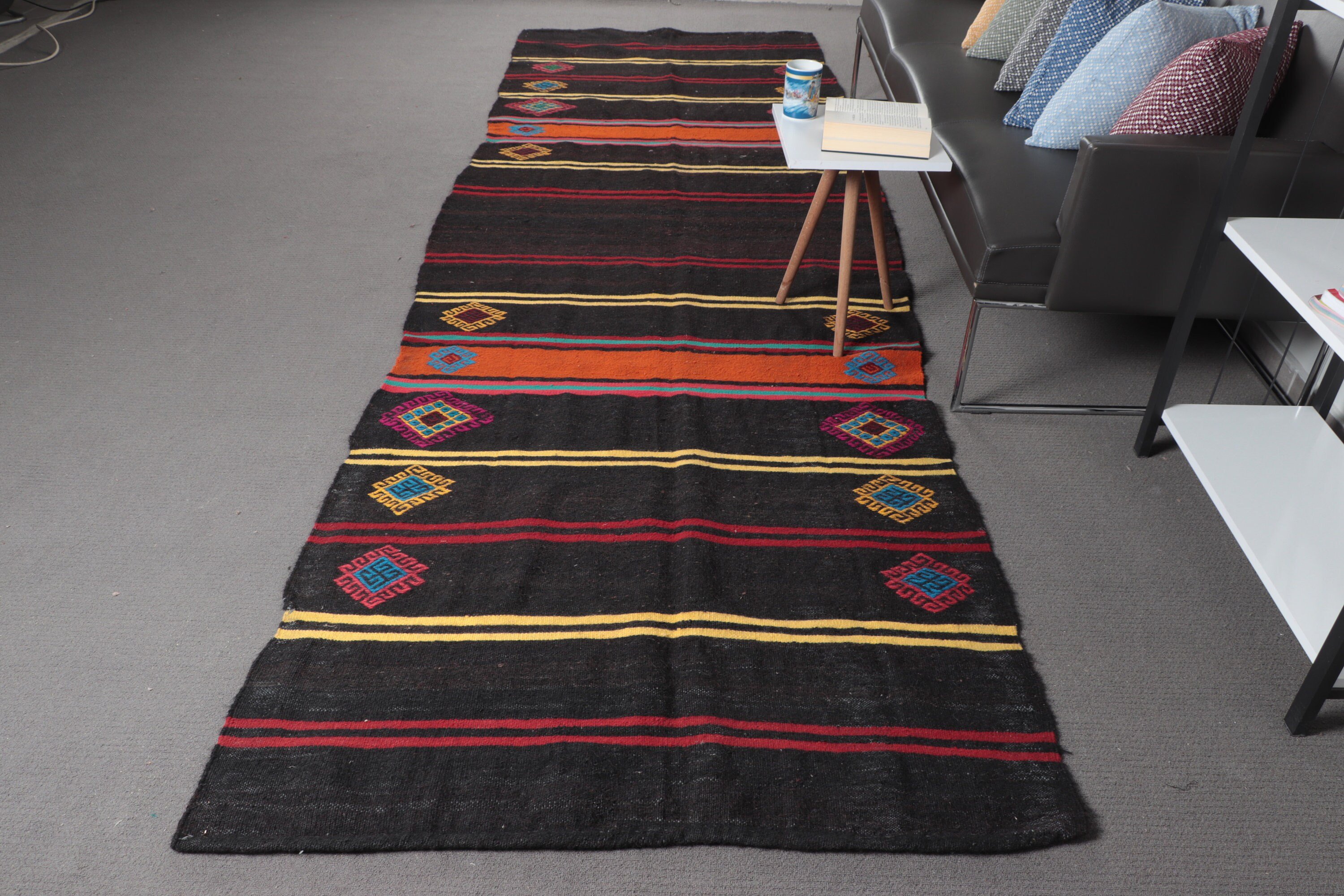 Vintage Halı, Türk Halısı, 3,9x12,7 ft Runner Halısı, Havalı Halı, Siyah Anadolu Halısı, Merdiven Halısı, Göçebe Halıları, Kilim, Oushak Halısı, Koridor Halıları