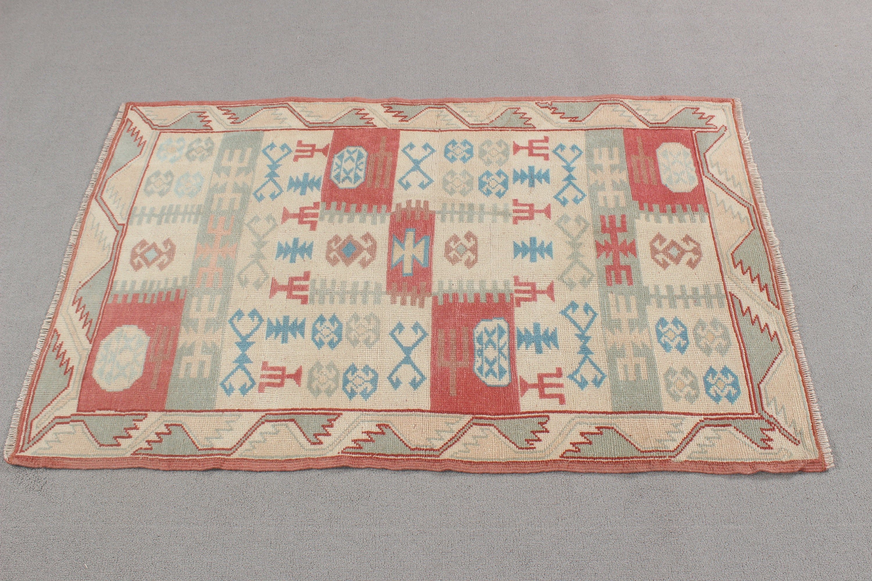 Beige Oriental Rug, Boho Rug, Car Mat Rugs, Vintage Rug, Bathroom Rug, 2.7x4.2 ft Small Rugs, Antique Rugs, Luxury Rug, Turkish Rug