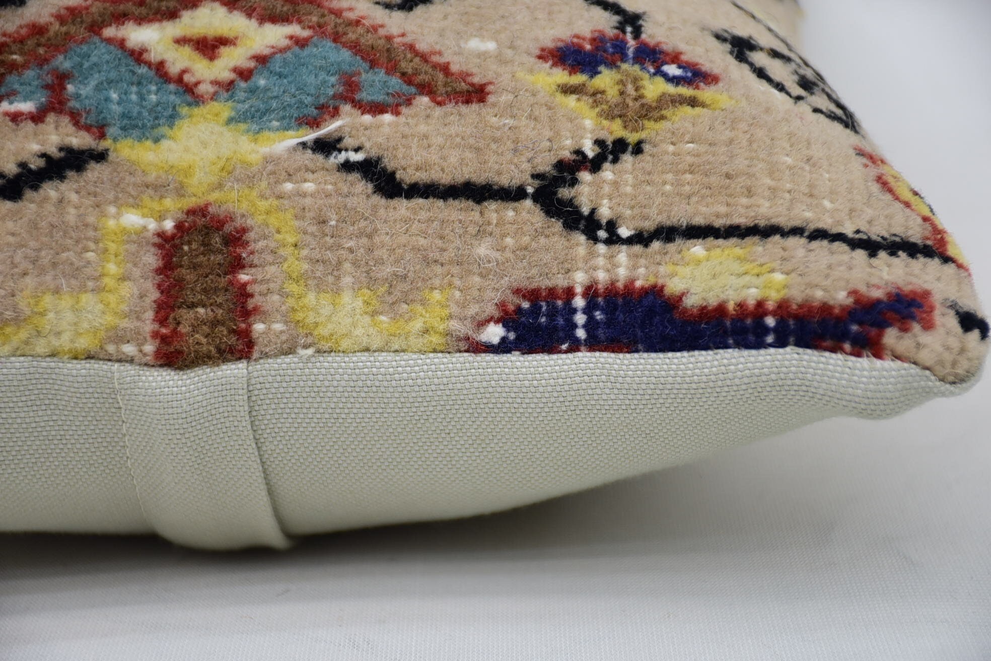 Throw Kilim Pillow, Knitted Cushion, Handmade Kilim Cushion, 12"x12" Beige Pillow Cover, Sofa Cushion Cover, Boho Pillow