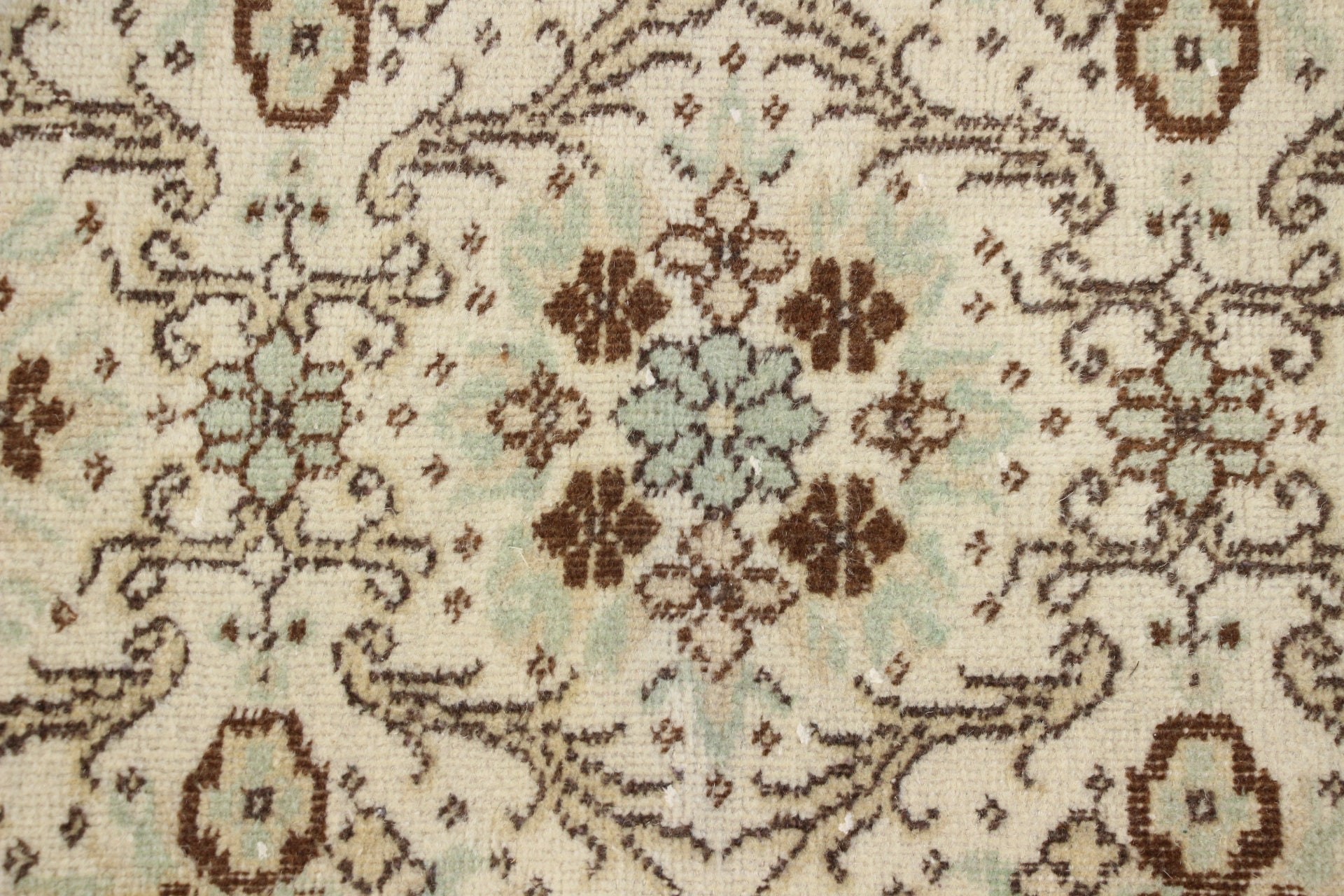 Vintage Rug, Floor Rugs, Wool Rugs, Beige Oushak Rug, Rugs for Floor, 4x6.7 ft Area Rugs, Turkish Rugs, Vintage Decor Rug