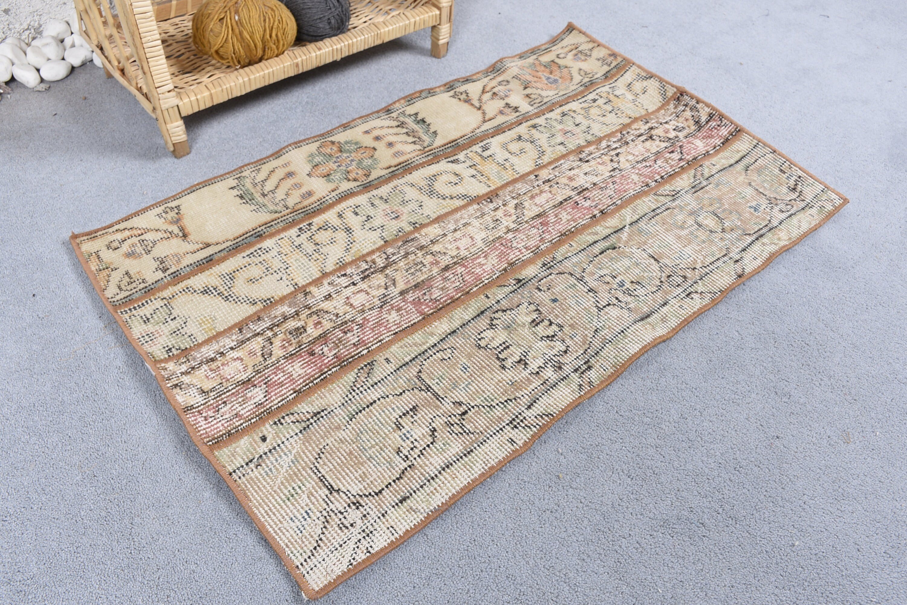 Antique Rugs, Oushak Rug, 1.9x2.9 ft Small Rug, Vintage Rug, Door Mat Rugs, Bathroom Rugs, Turkish Rug, Beige Kitchen Rug, Pastel Rug