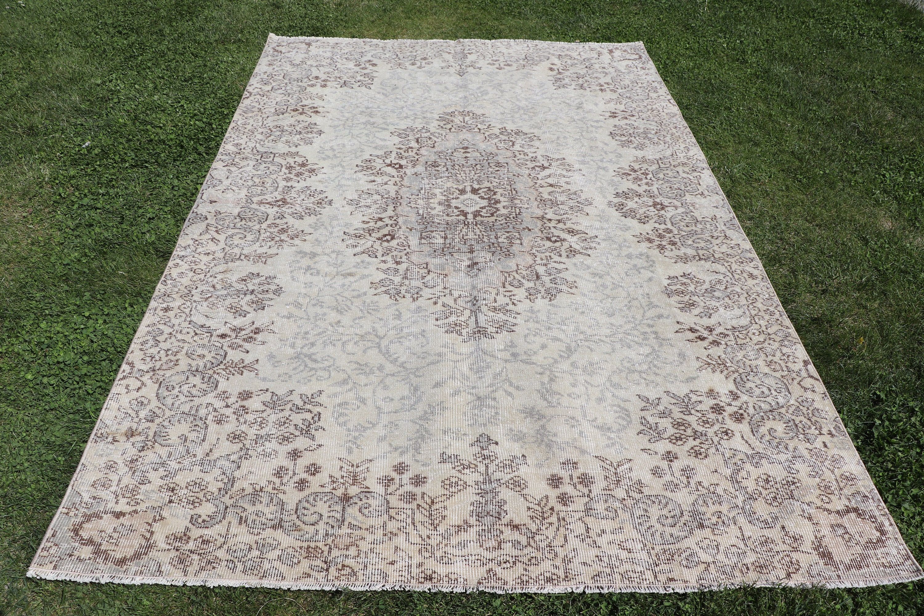 Vintage Rug, Home Decor Rug, 5.6x8.7 ft Large Rug, Large Vintage Rug, Beige Floor Rug, Turkish Rugs, Living Room Rugs