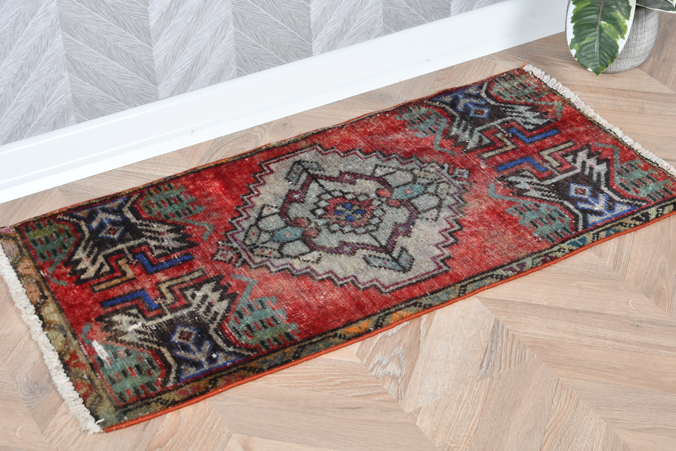 Rugs for Bath, Bath Rug, Bedroom Rug, Nursery Rug, Red Bedroom Rug, Antique Rug, Turkey Rug, Vintage Rug, Turkish Rugs, 1.5x3 ft Small Rugs