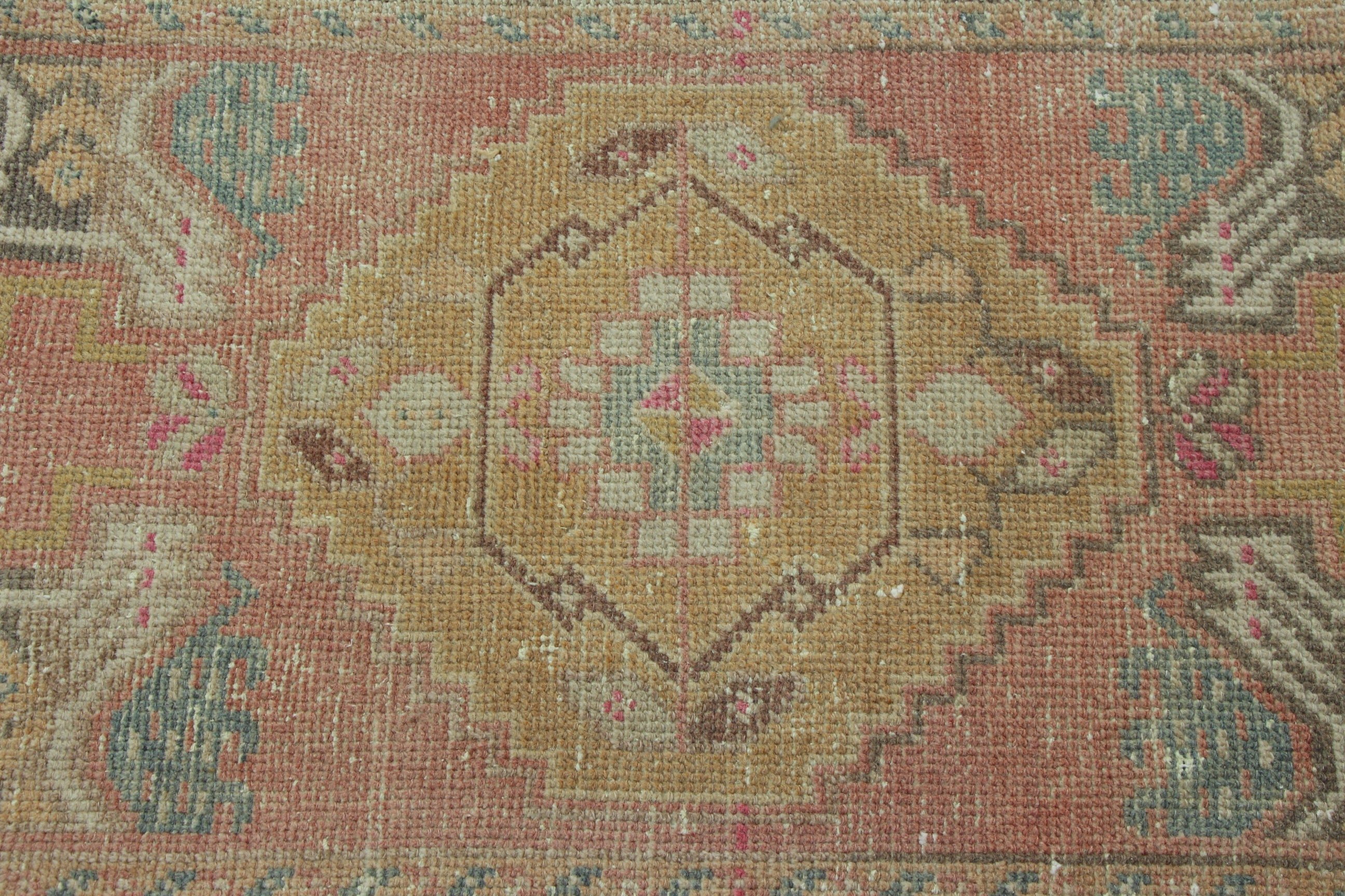 Banyo Halısı, 1.6x3.1 ft Küçük Halı, Geometrik Halılar, Türk Halısı, Havalı Halılar, Türkiye Halısı, Vintage Halılar, Küçük Vintage Halılar, Pembe Düz Dokuma Halı