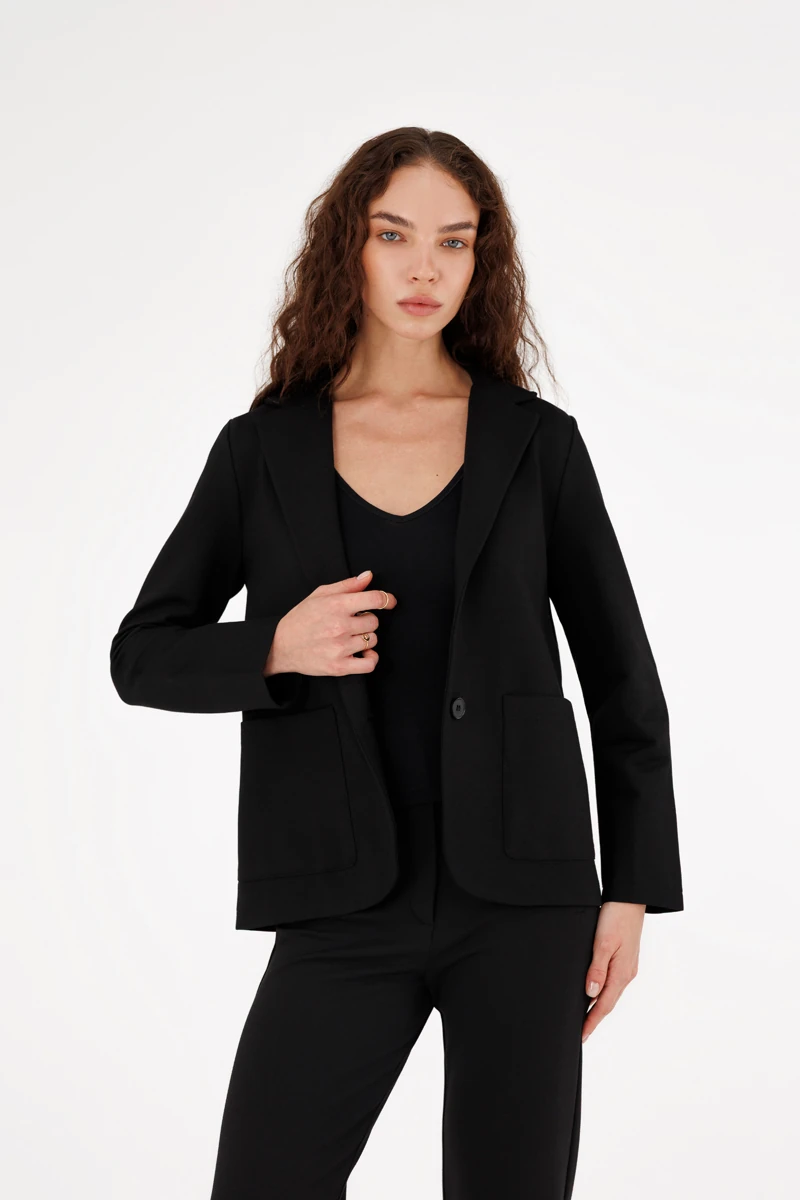 Cep Detaylı Blazer Ceket