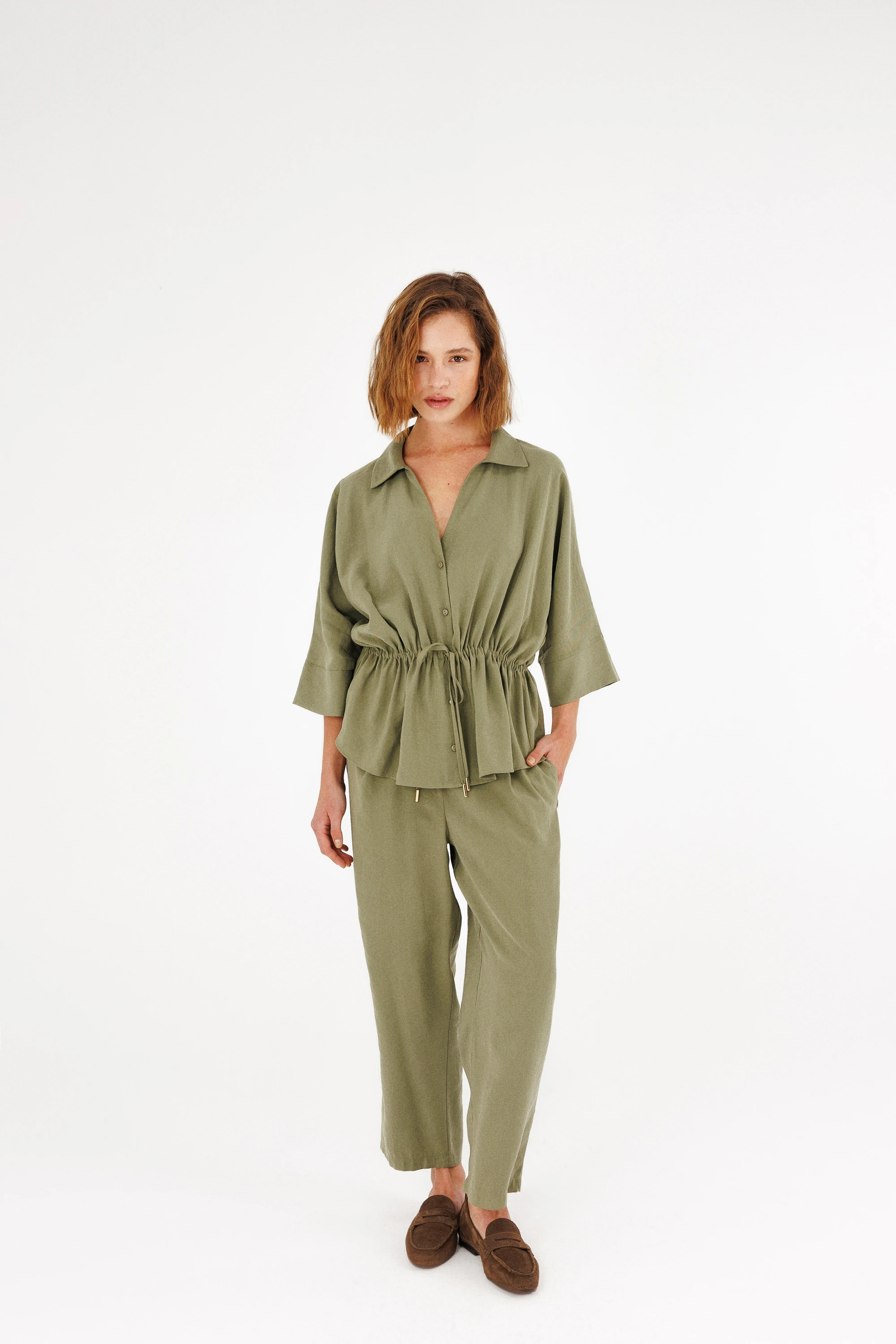 Bağcıklı Düz Kesim Rahat Pantolon