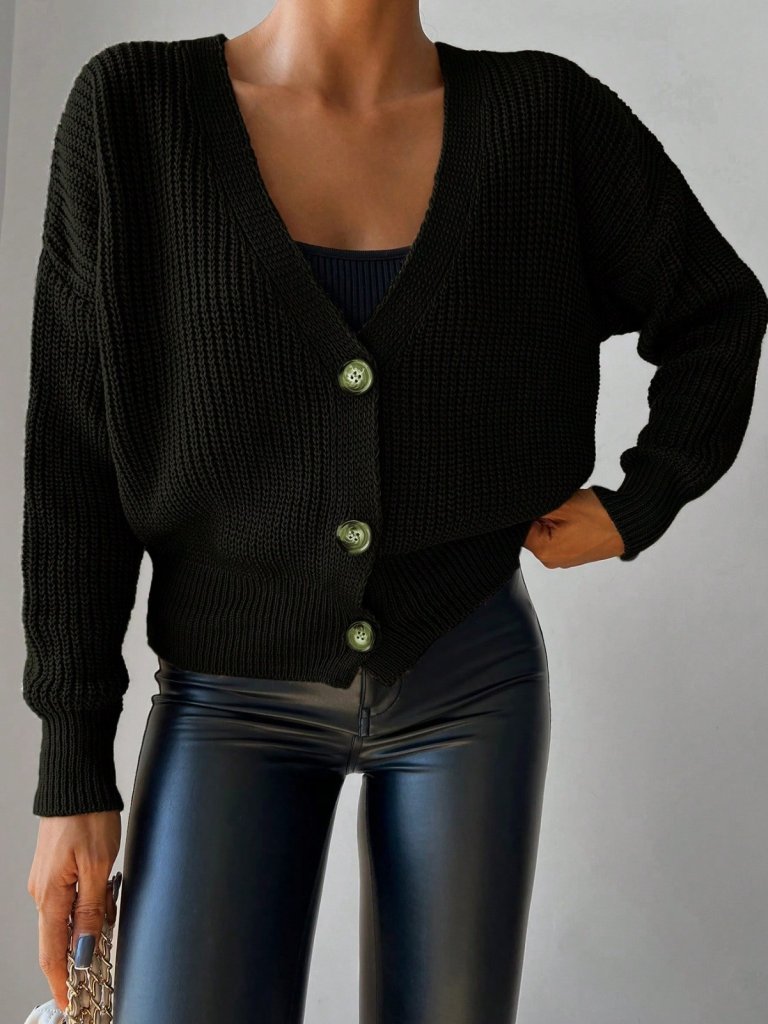 Düğmeli Örgü Kadın Hırka