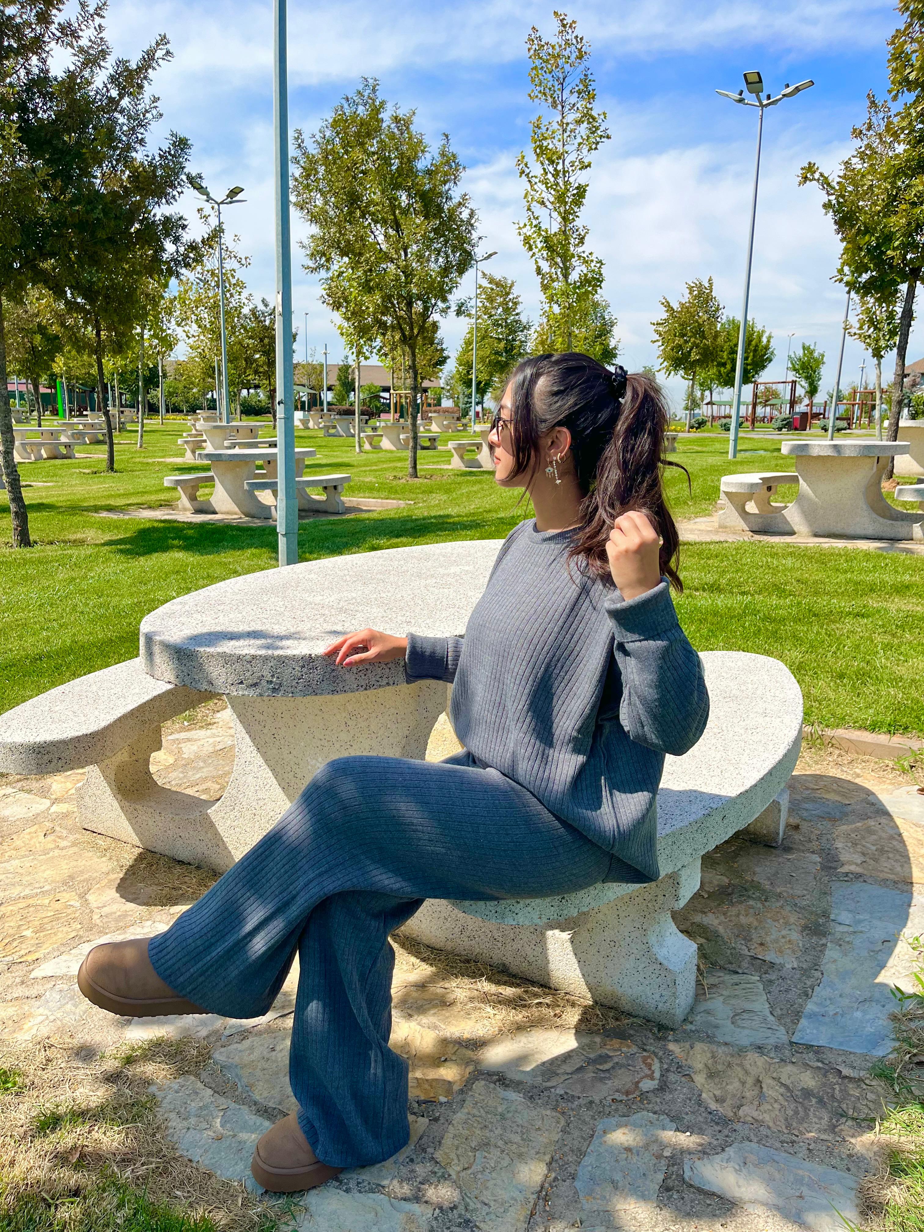 Bisiklet Yaka Oversize Triko Takım