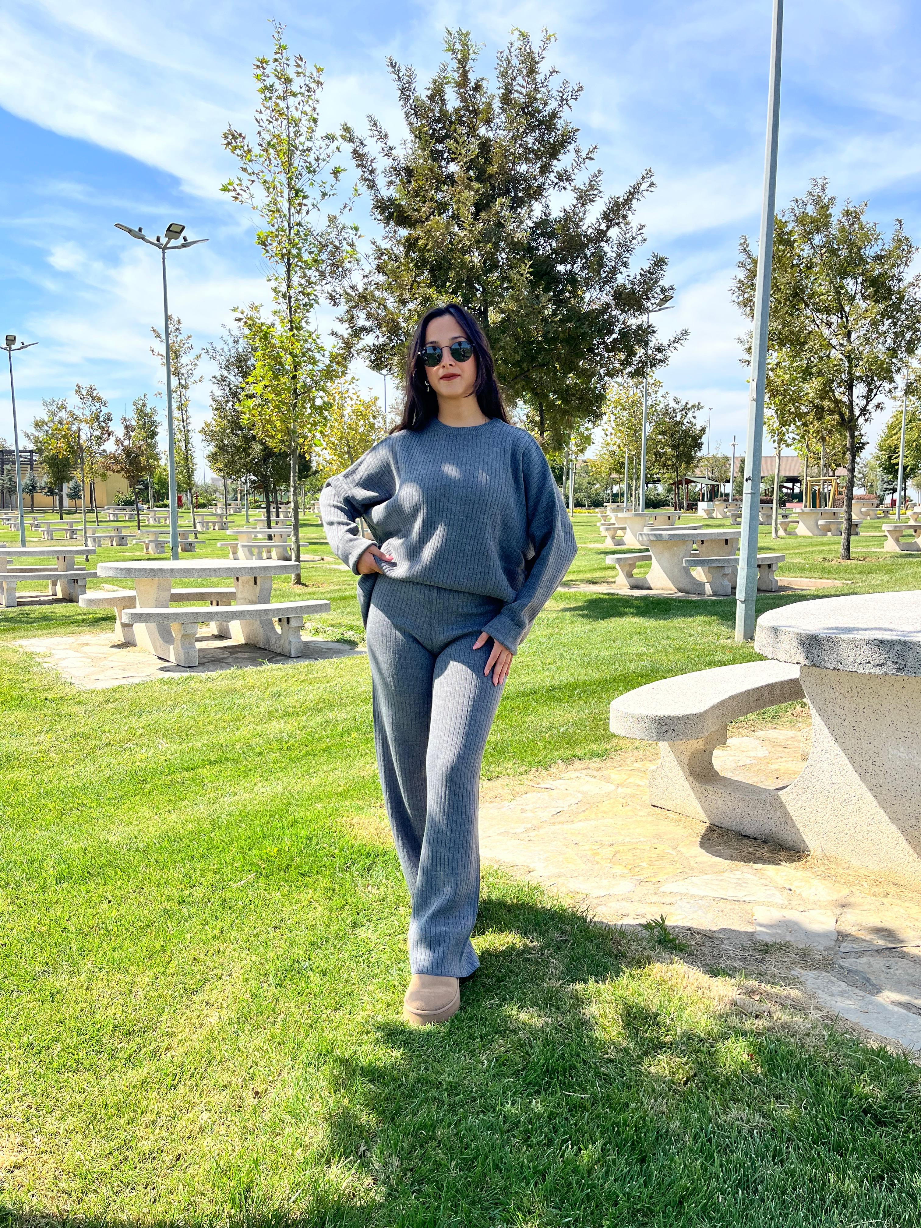 Bisiklet Yaka Oversize Triko Takım