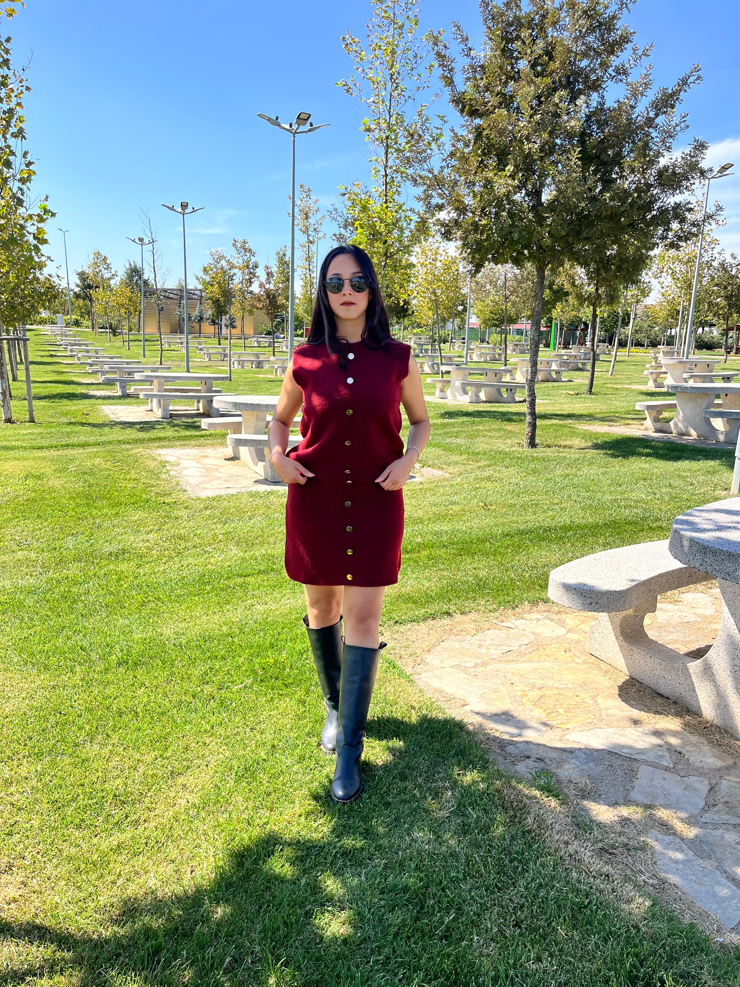 Düğme Detaylı Kolsuz Takım - BORDO
