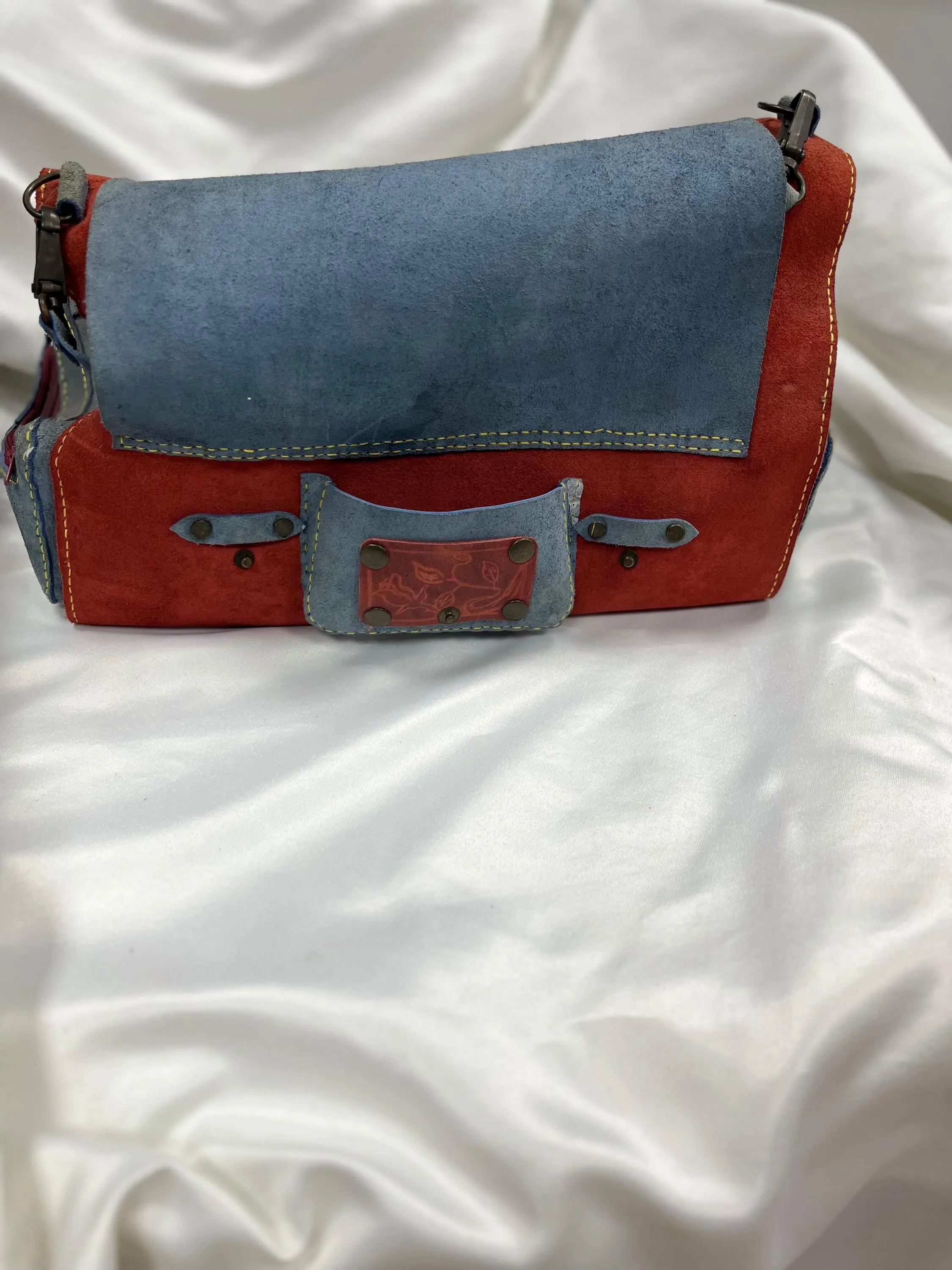 El Yapımı Deri Çanta – Mavi ve Kiremit Renkli Hakiki Deri Çapraz Omuz Çantası