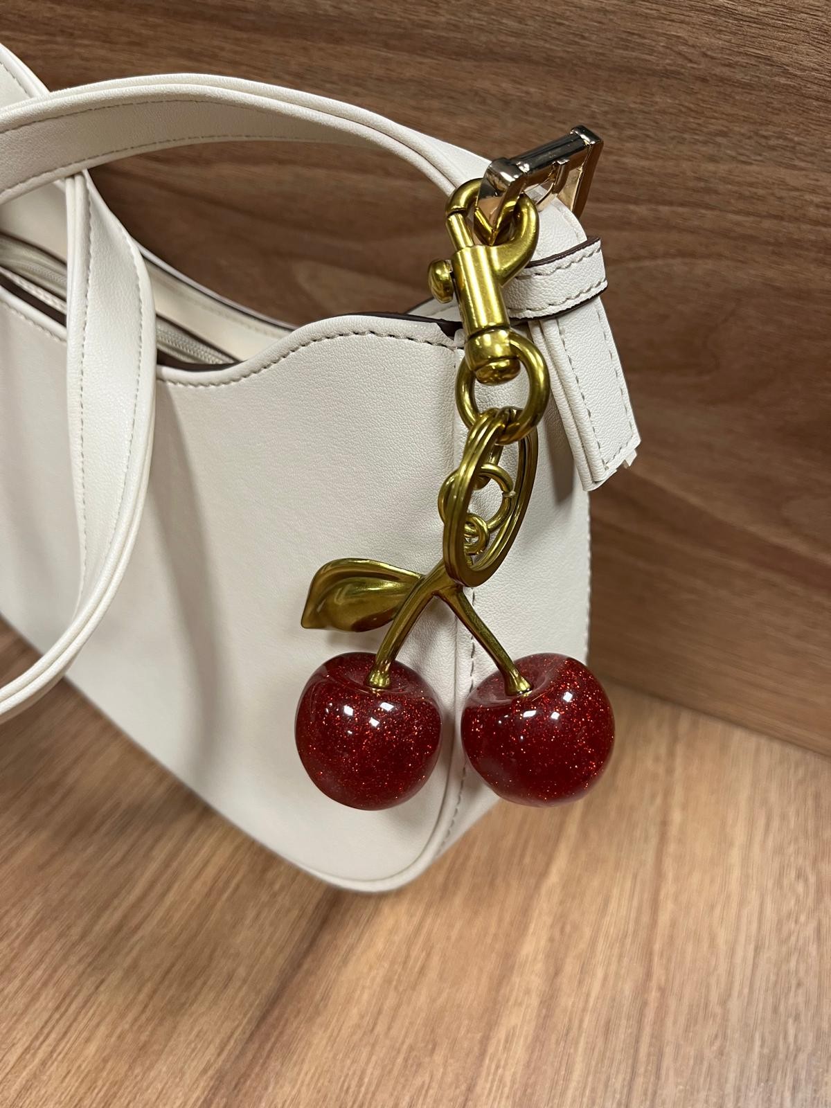 KİRAZ CHARM