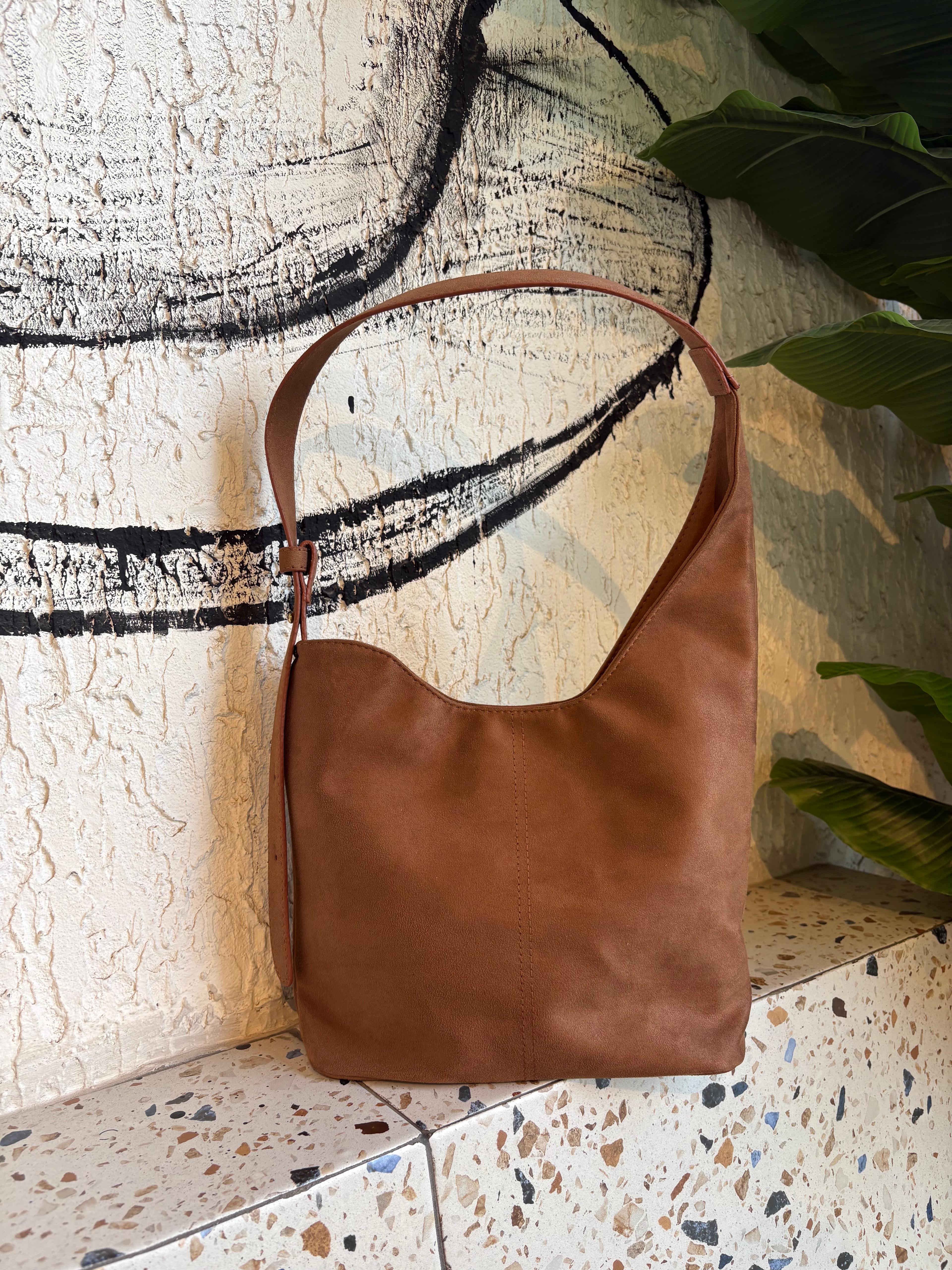 Elaris Süet Omuz Çantası - TABA