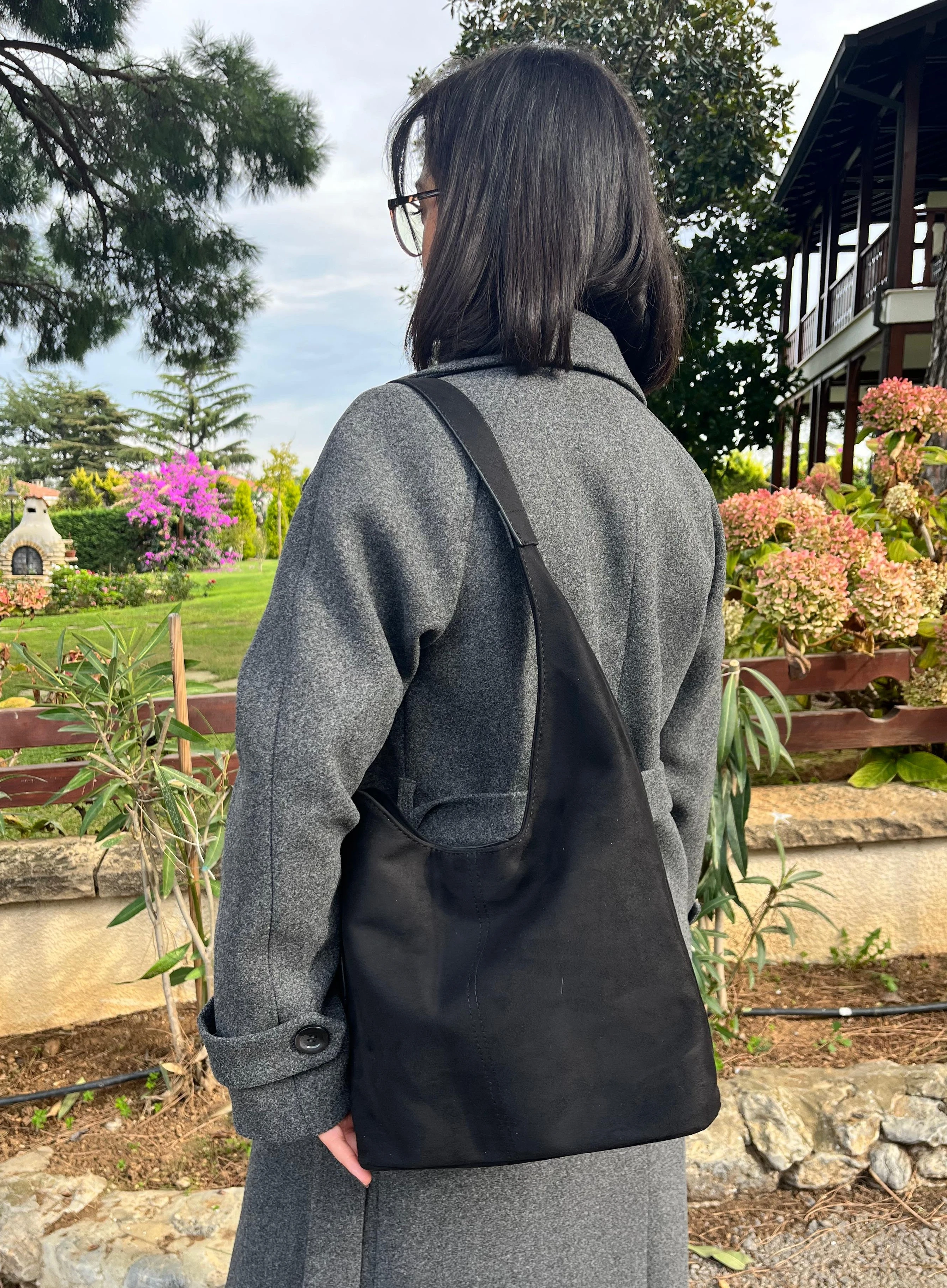 Elaris Süet Omuz Çantası