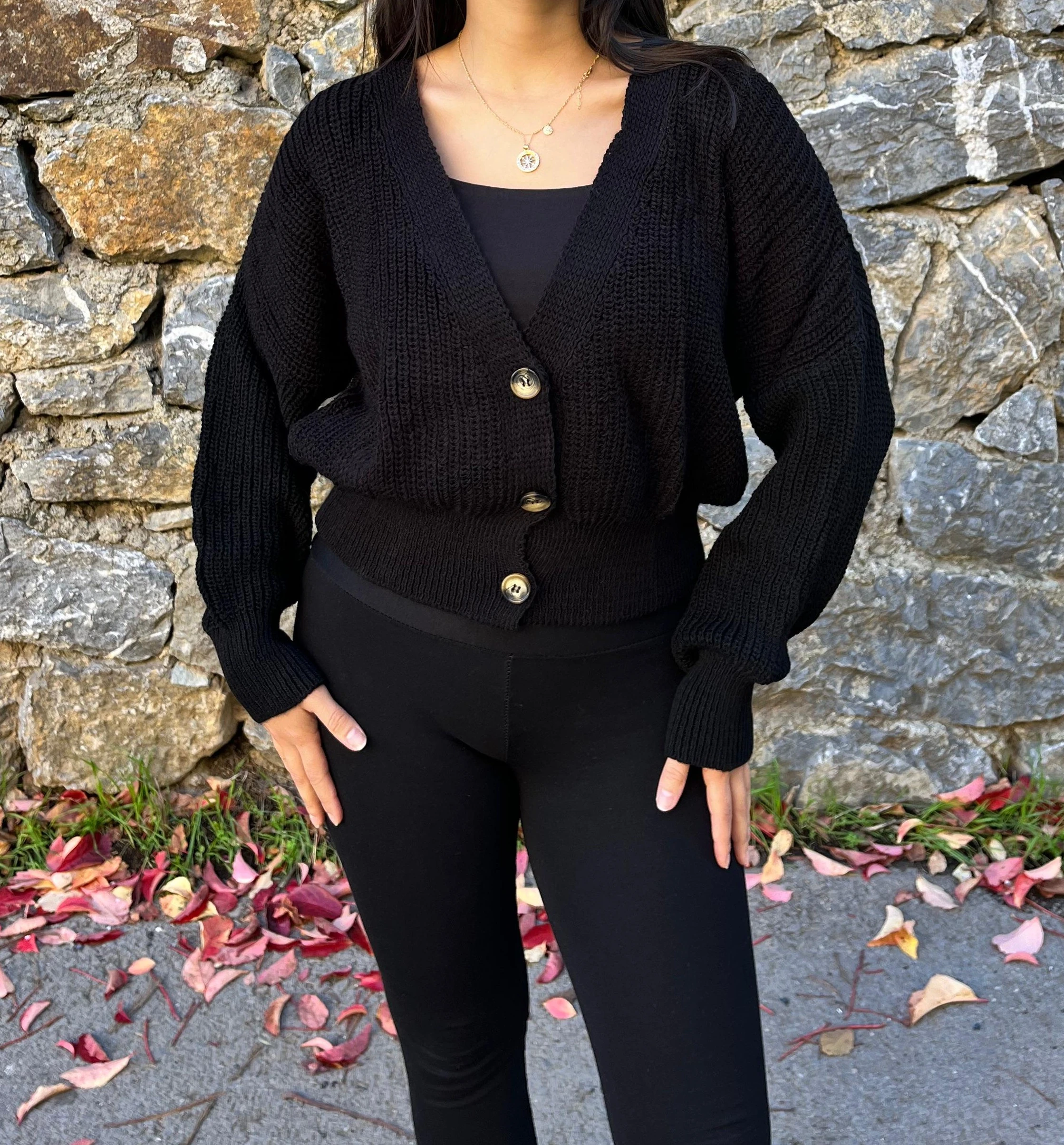 Düğmeli Örgü Kadın Hırka