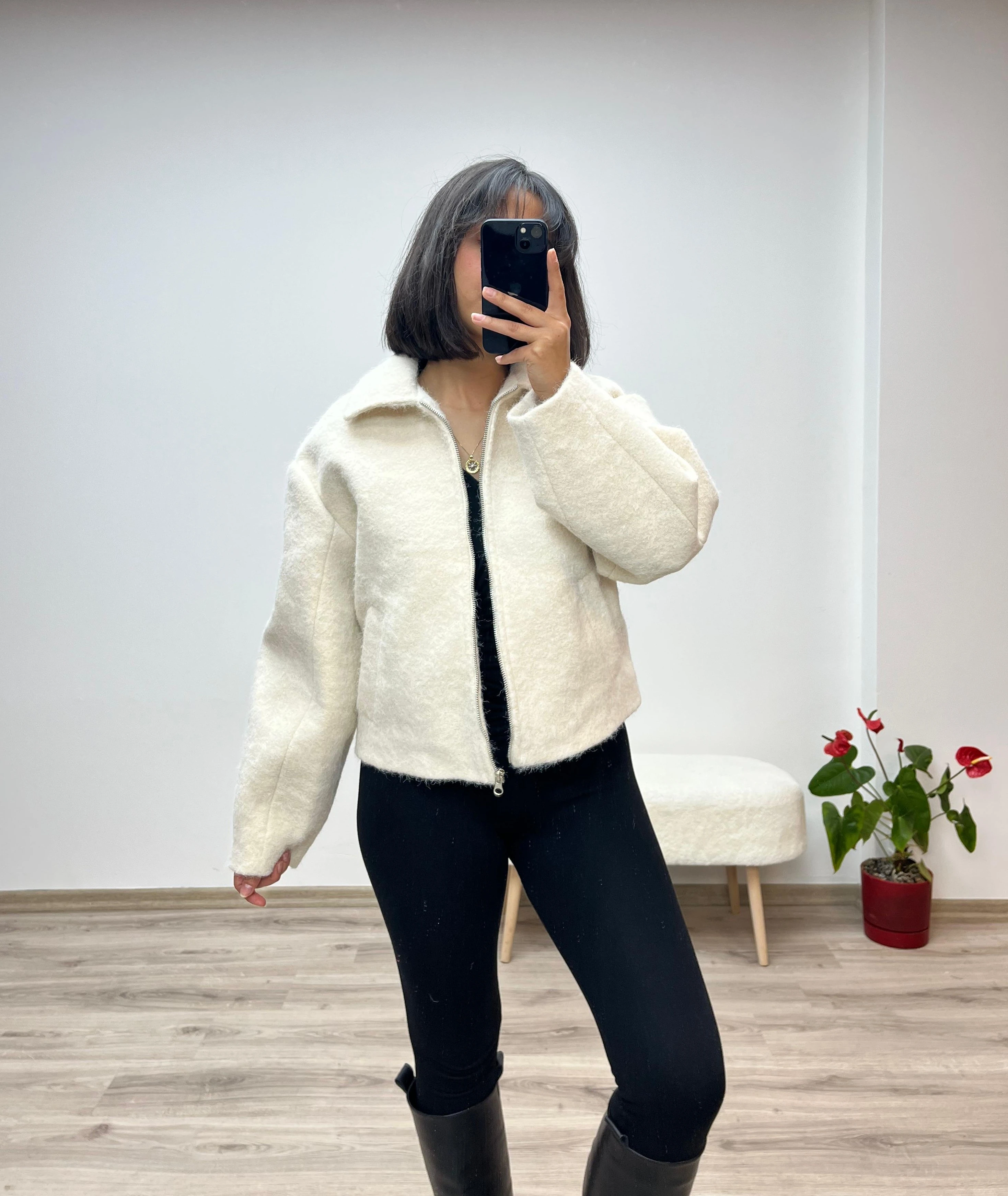 Kısa Kaşe Fermuarlı Kaban