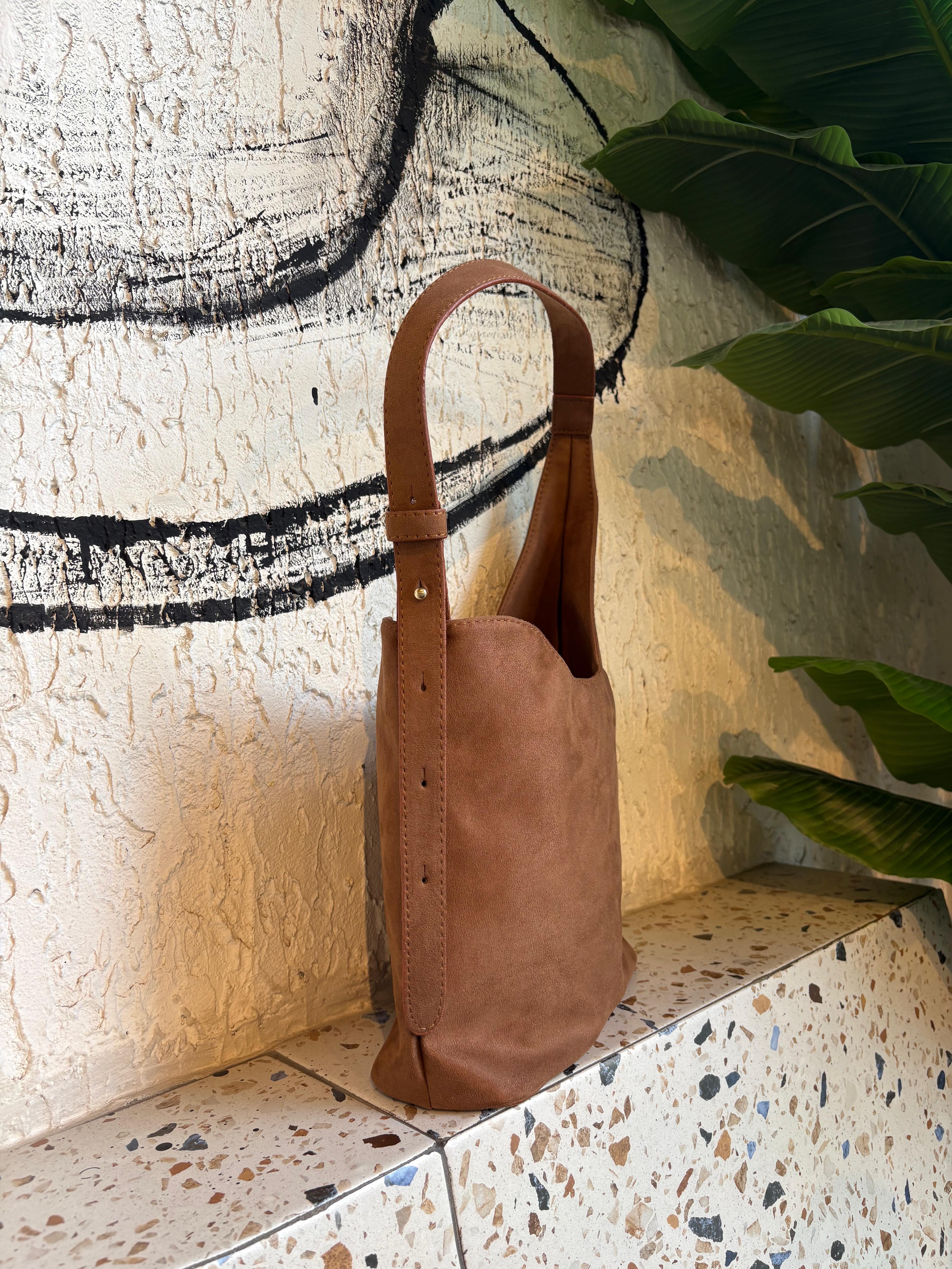 Elaris Süet Omuz Çantası