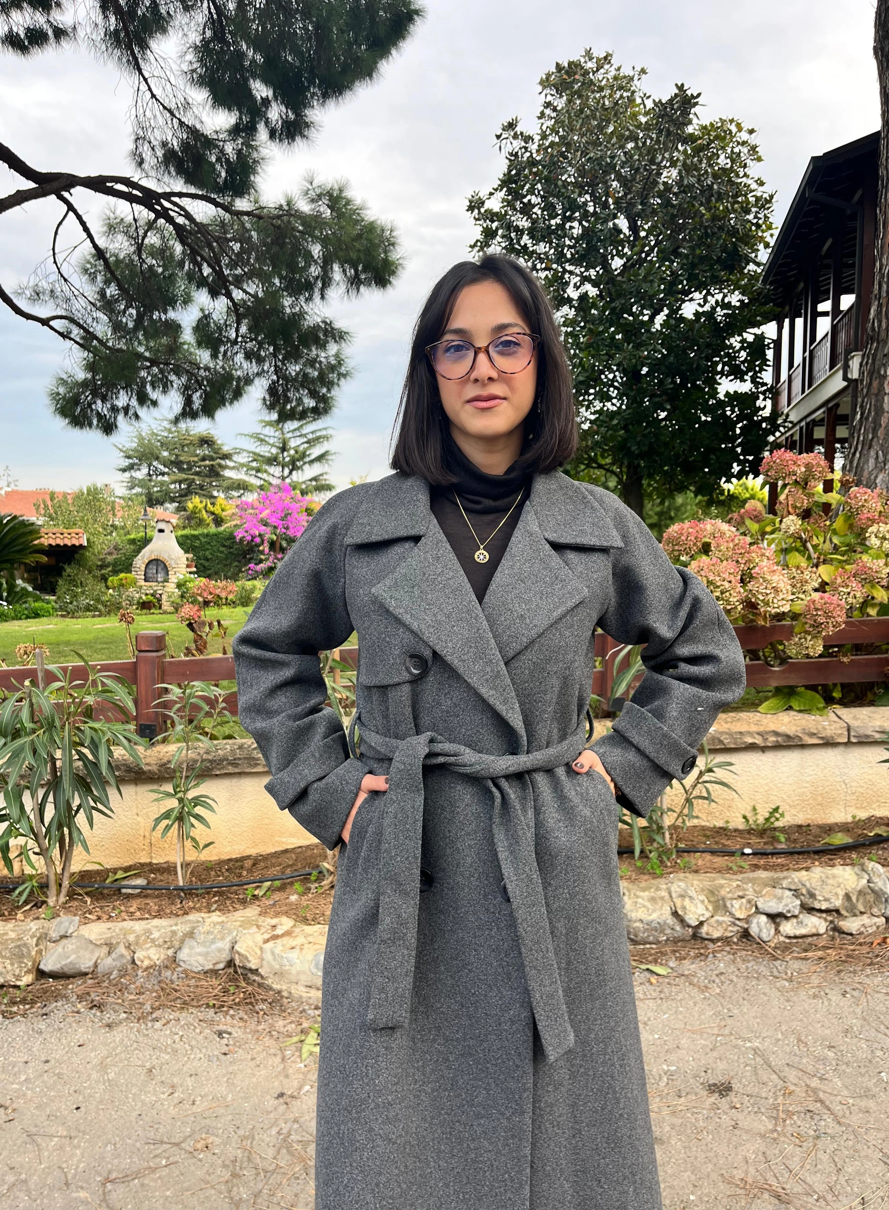  Çift Düğmeli Kemerli Kaşe Kaban 