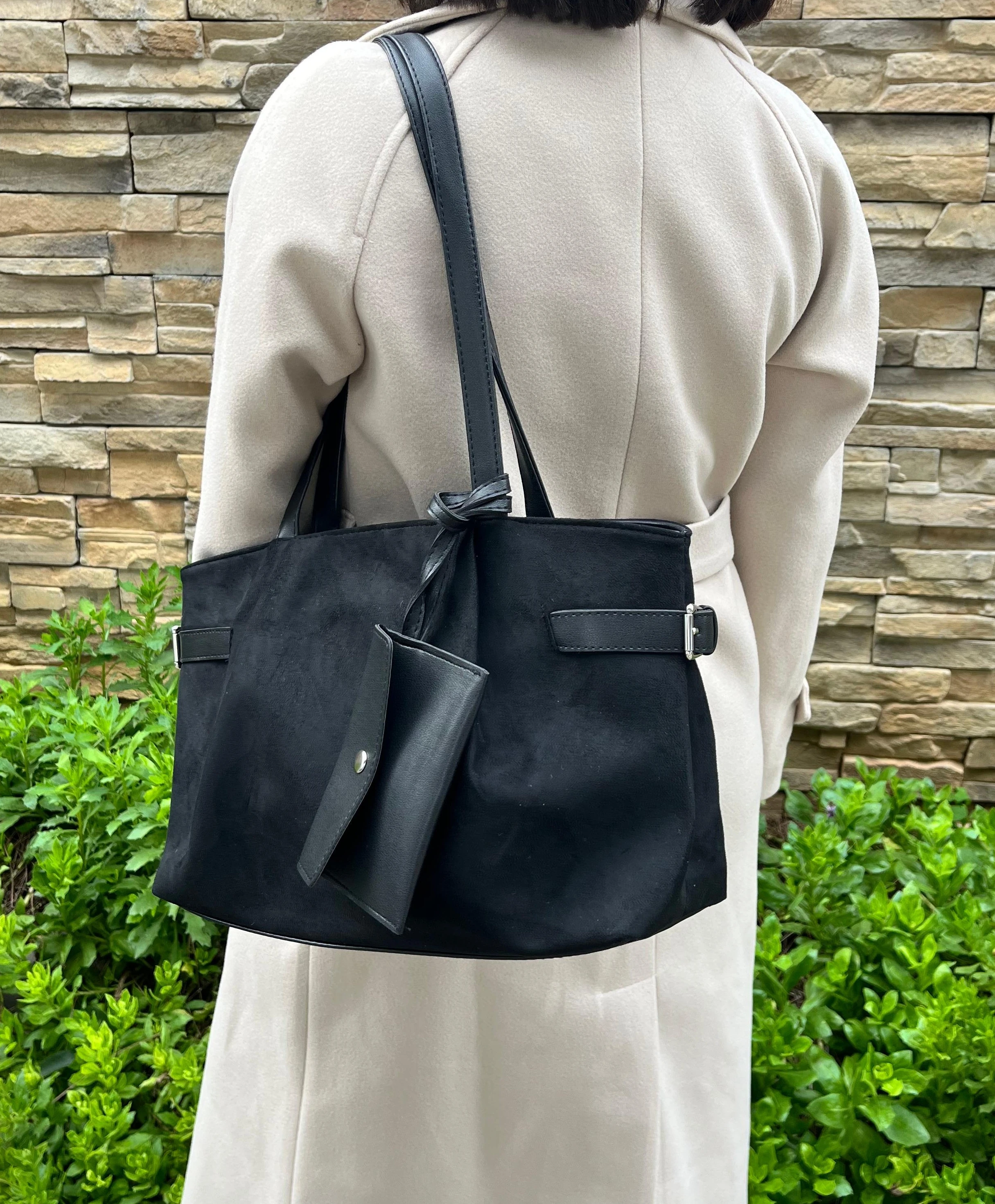 Velina Süet Omuz Çantası