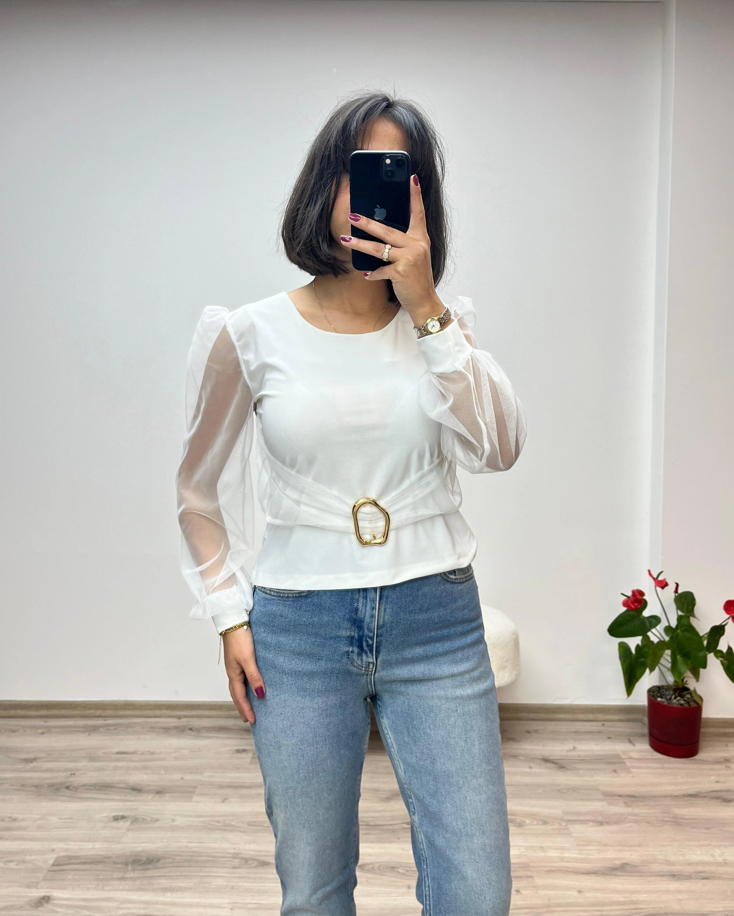 Kolu Tüllü Bel Tokalı Bluz - BEYAZ