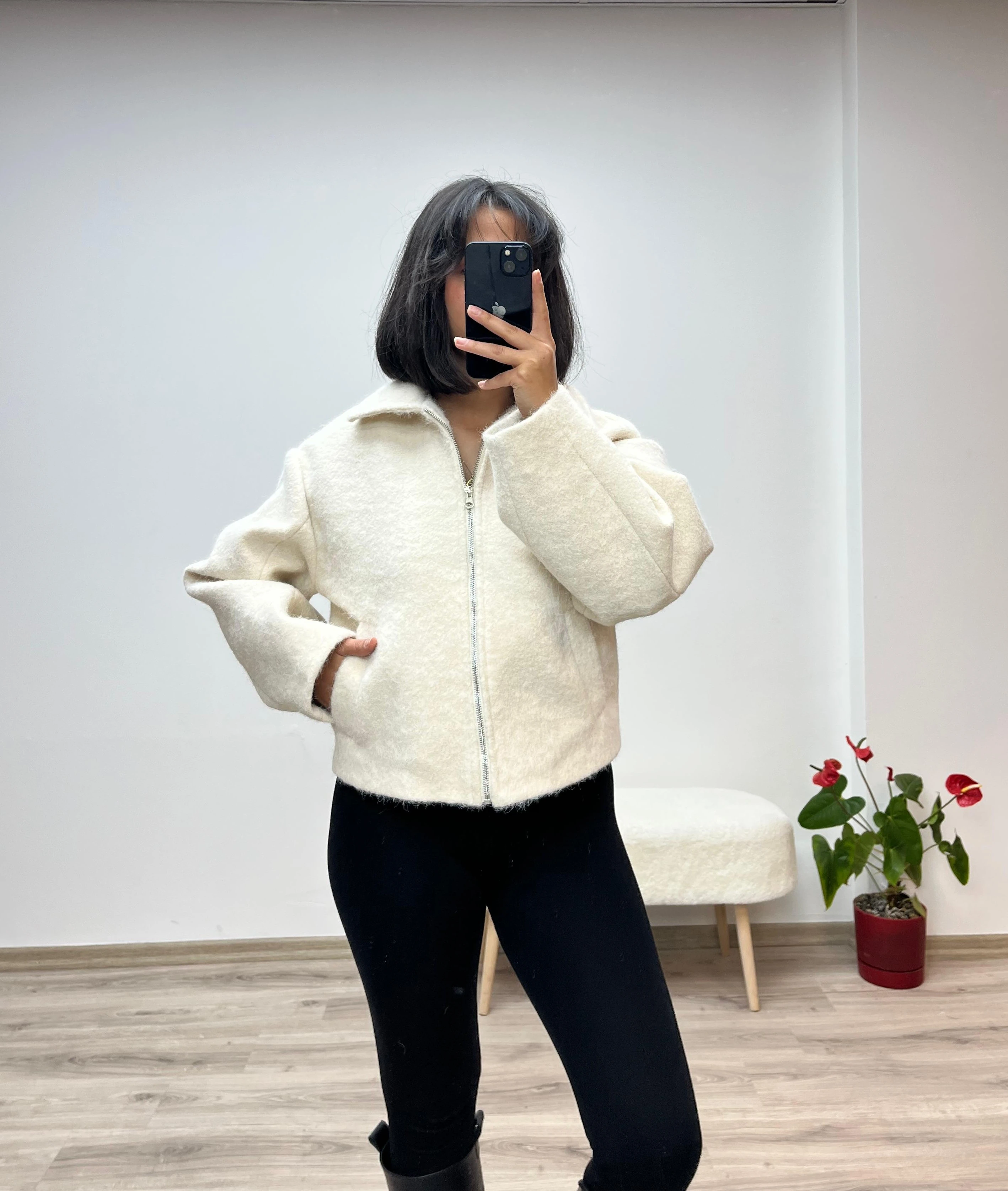 Kısa Kaşe Fermuarlı Kaban