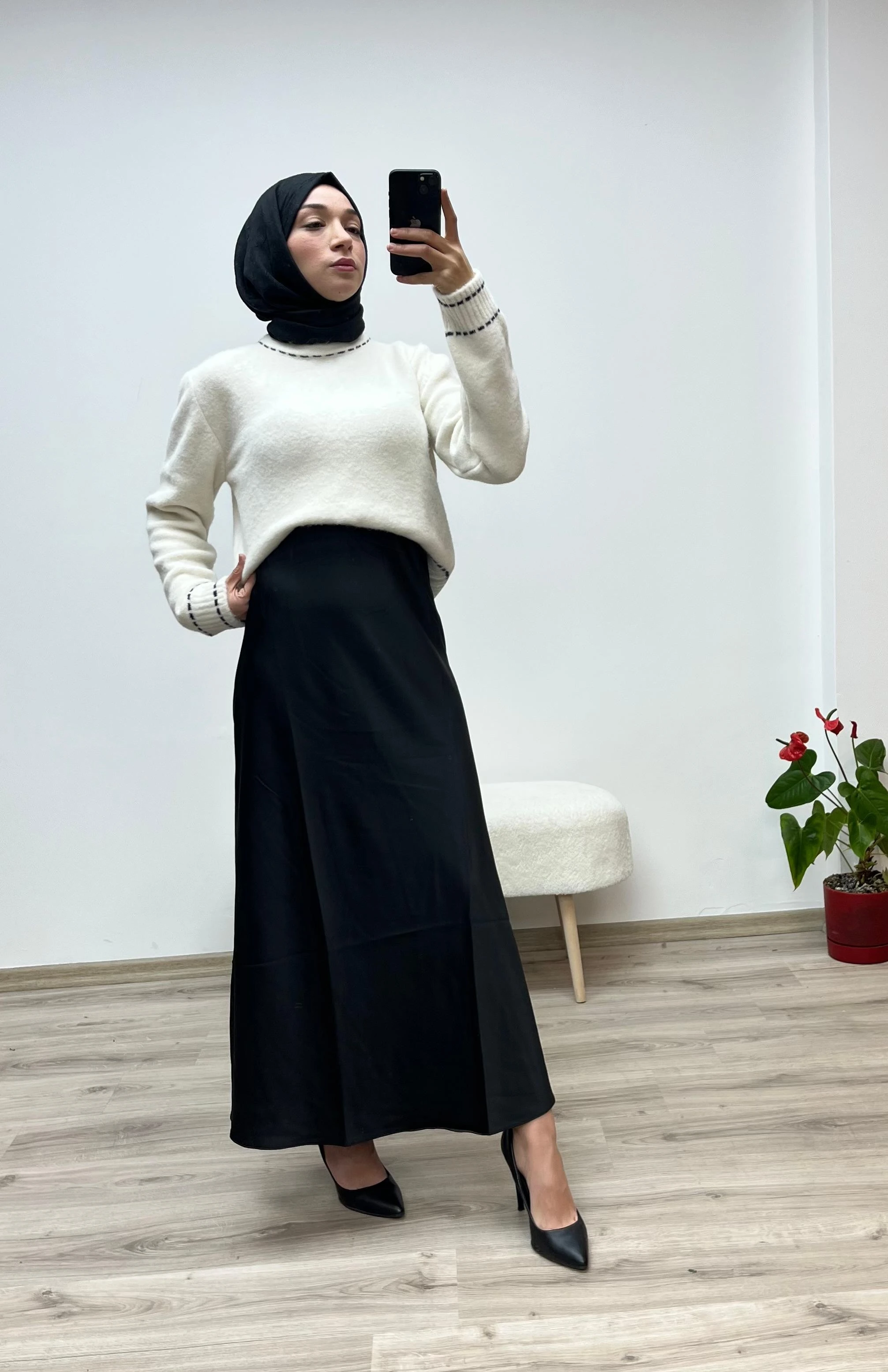 Çam Kesim Lastikli Saten Uzun Etek