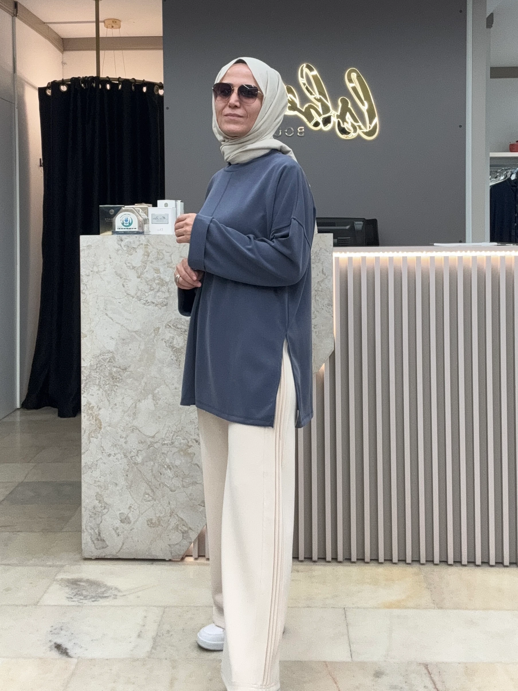 YANLAR YIRTMAÇLI MODAL TUNİK