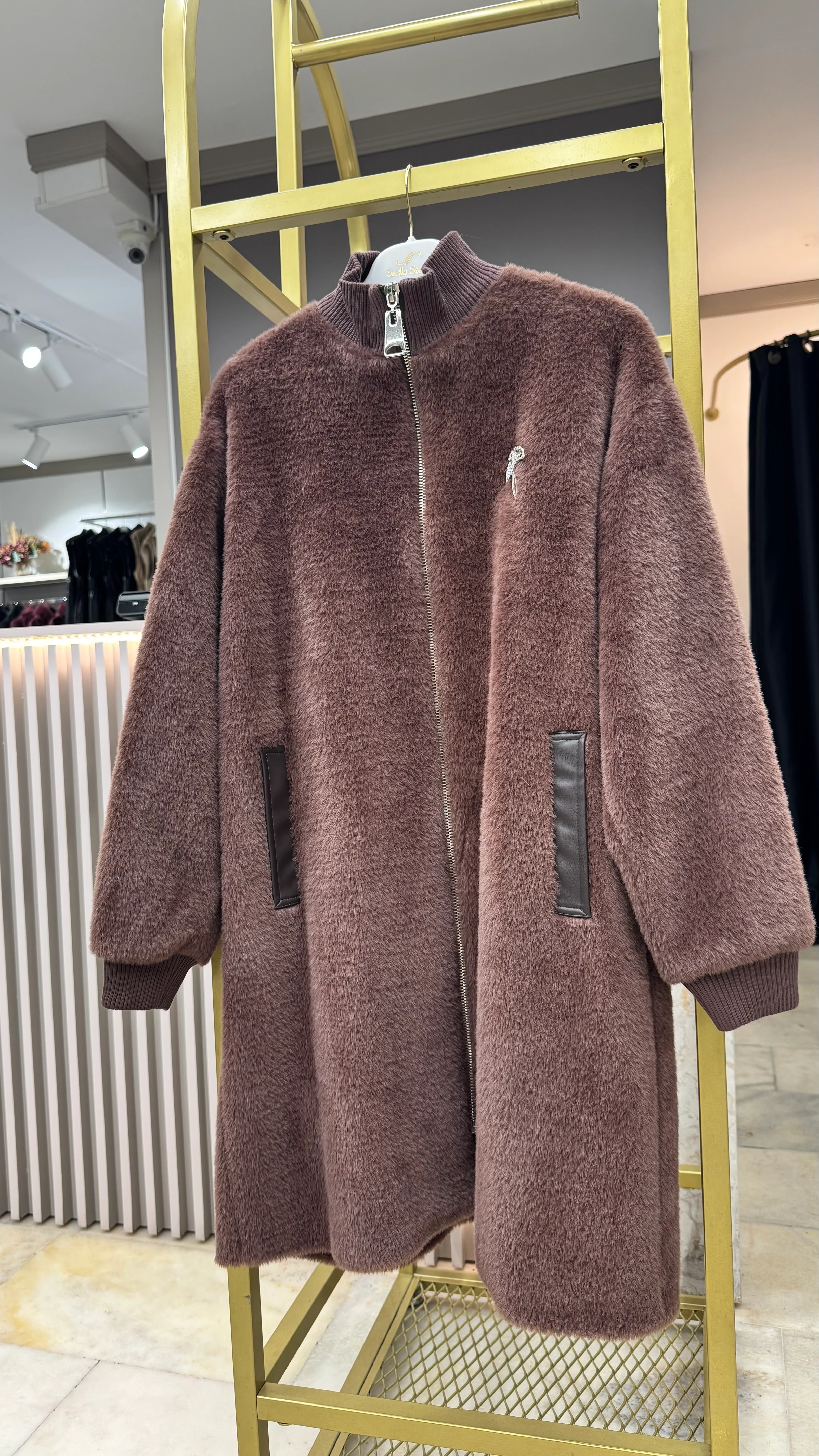 BRONŞ DETAYLI ANGORA KABAN 