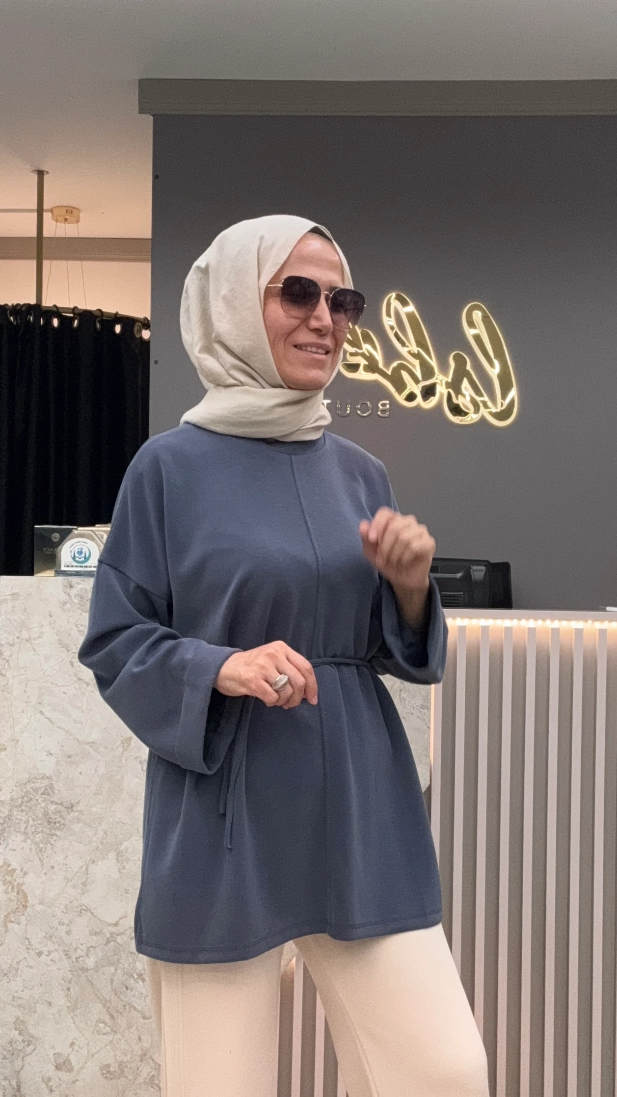 YANLAR YIRTMAÇLI MODAL TUNİK