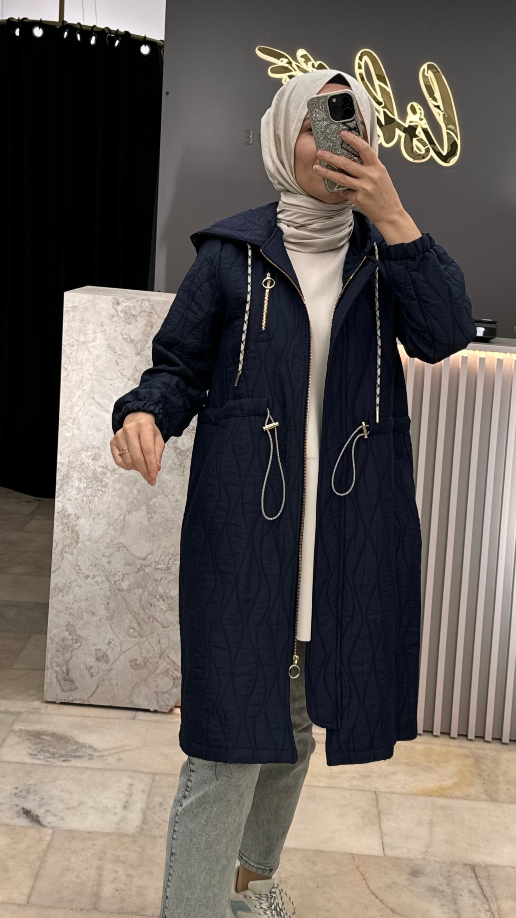 EVA KAPİTONE KAP