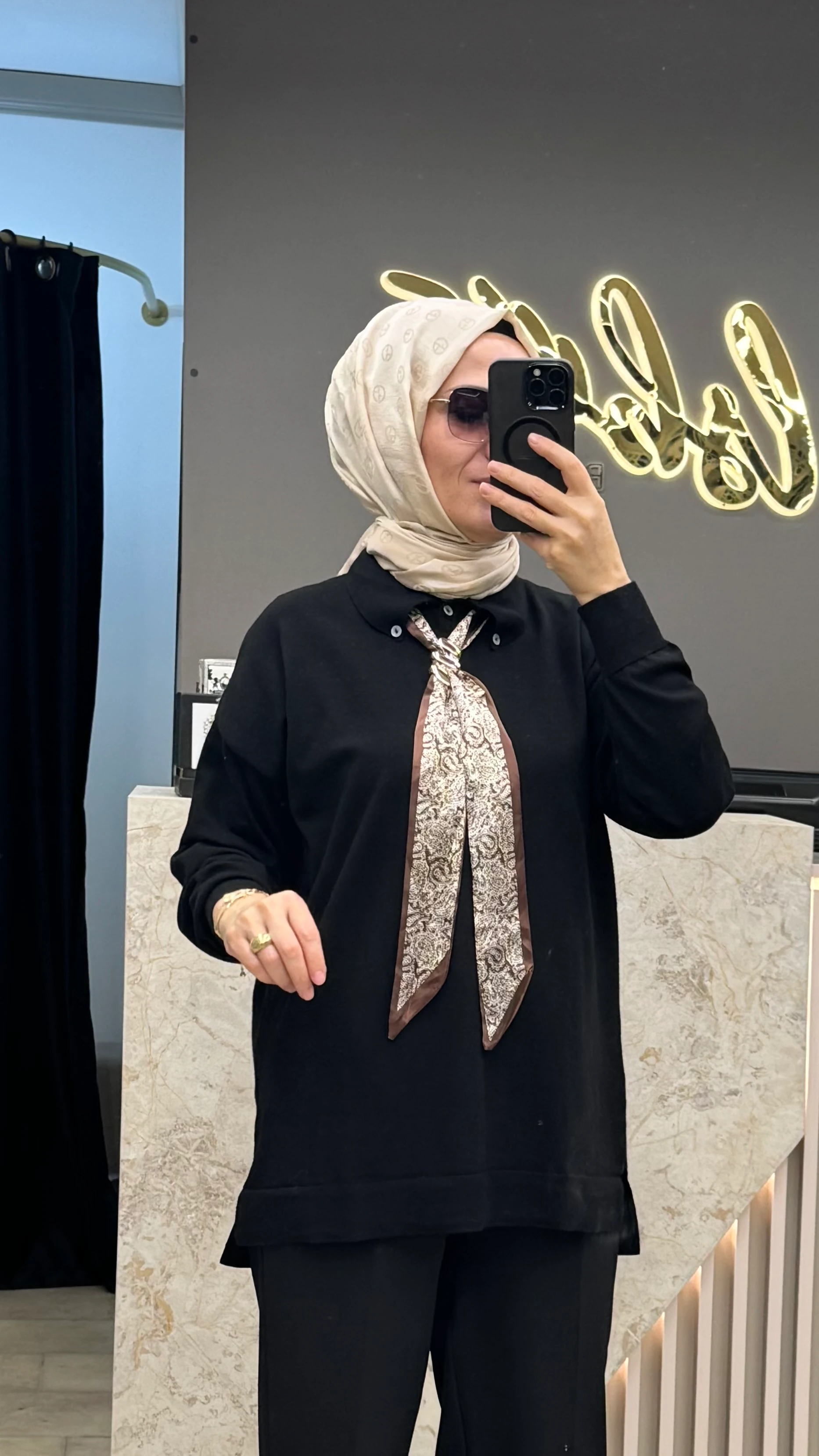 YAKA FULARLI TRİKO KAZAK 