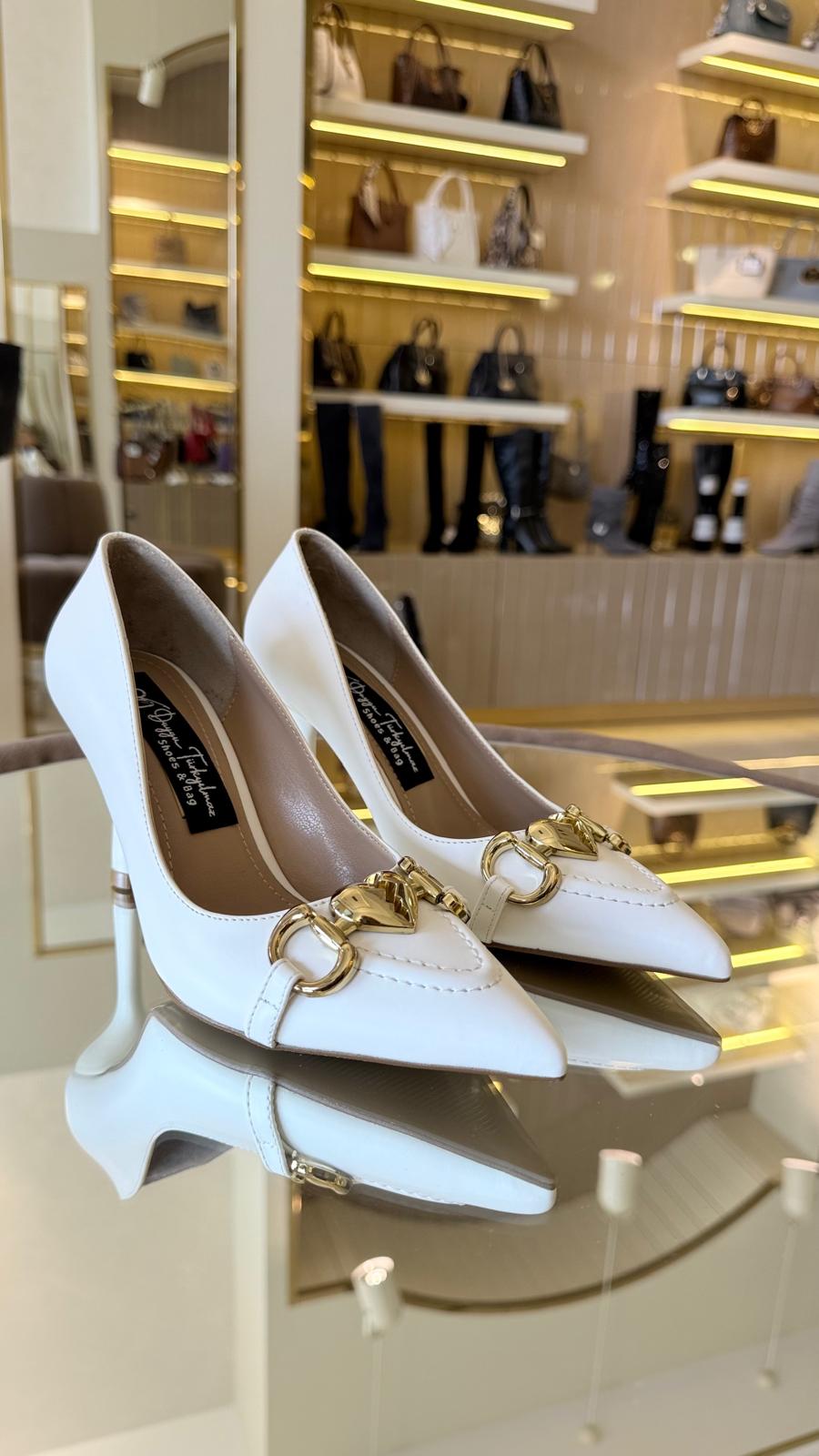 İthal Kalp Aksesuarlı Kadın Stiletto