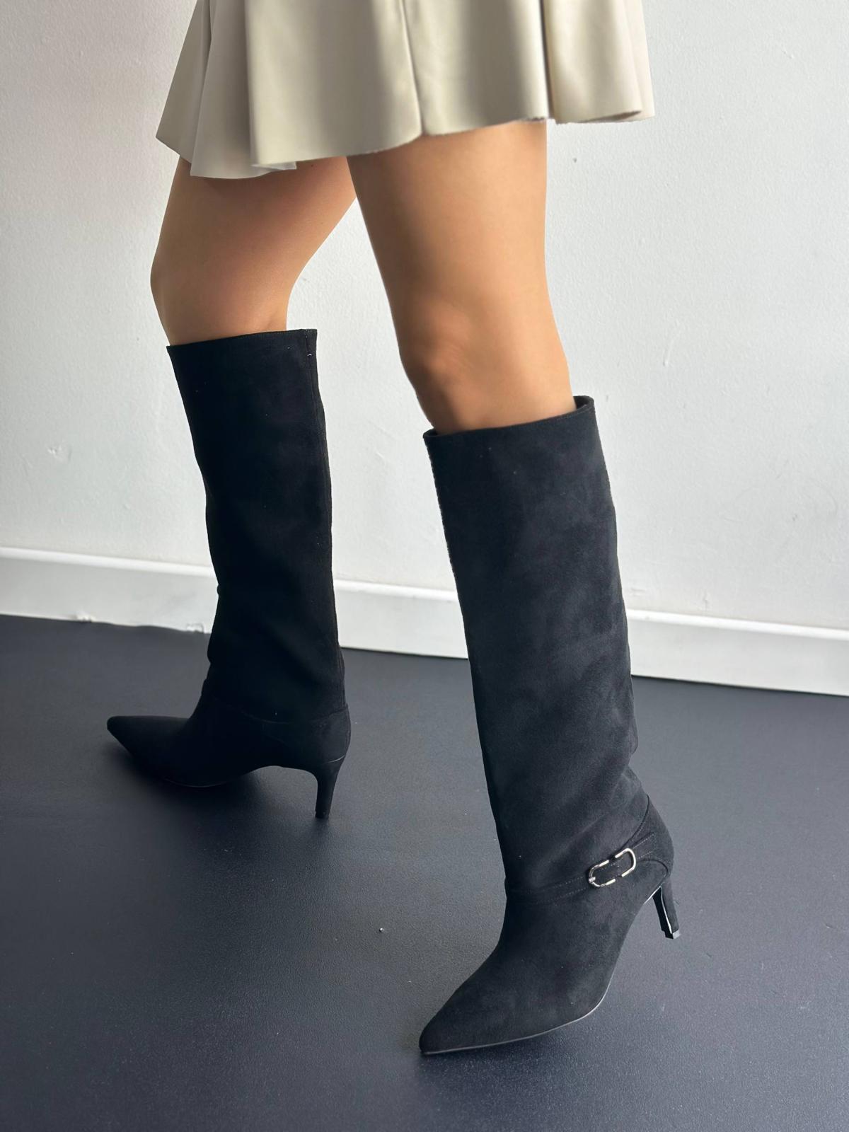 İthal Süet Kısa Topuk Kemer Detaylı Kadın Çizme