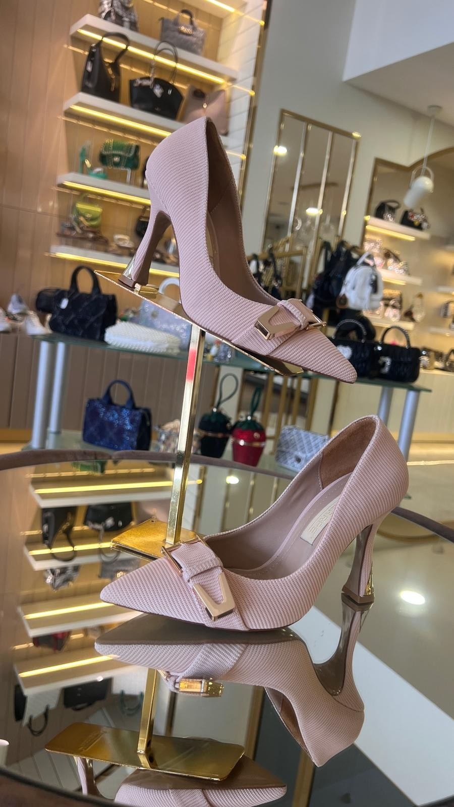 Kadın Zırh Kumaş Tokalı Model Ayakkabı
