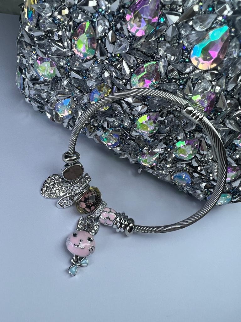 Pandora Model Silver Pembe Tavşan Figürlü Çelik Bileklik