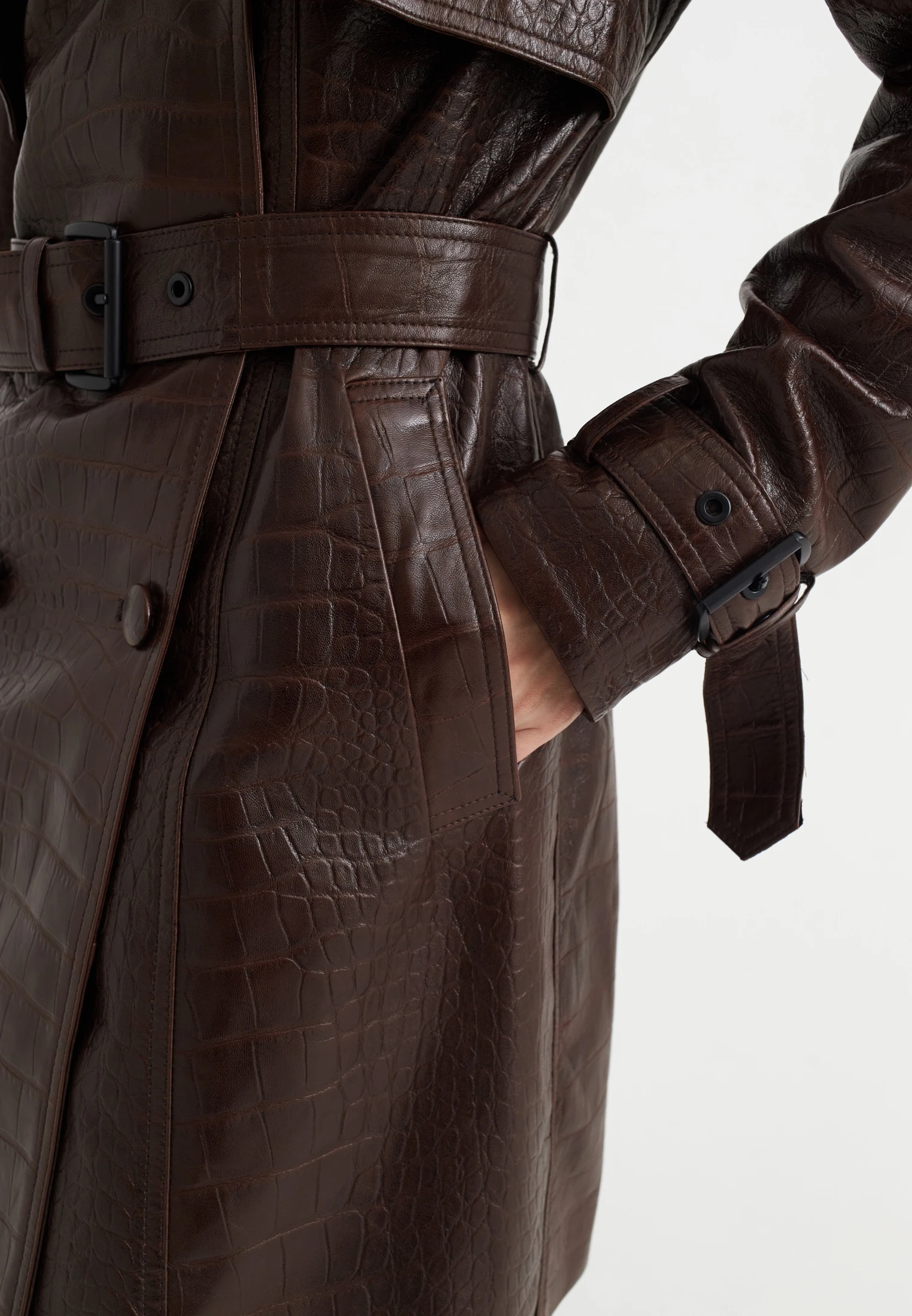 TIGRA - TİMSAH BASKILI DERİ TRENÇKOT