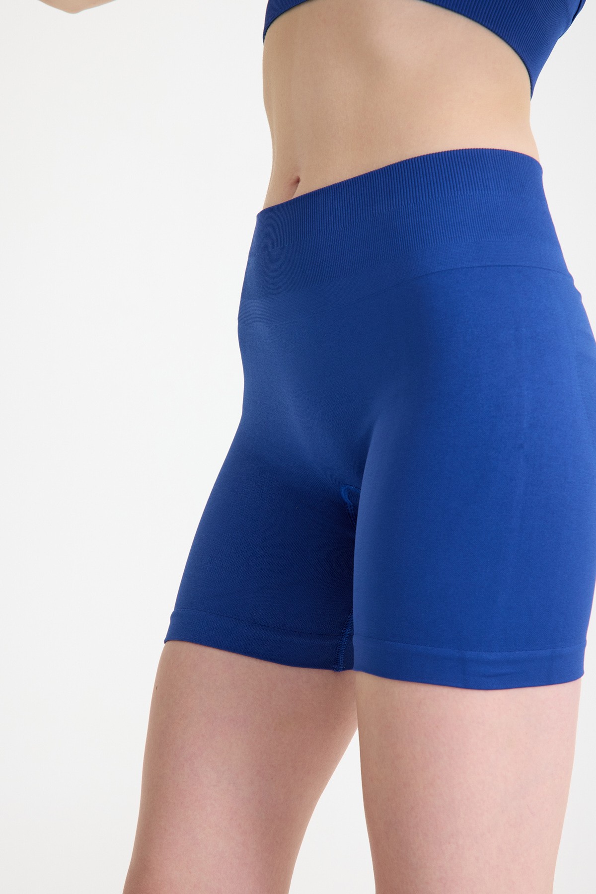 DEGIFIT Freedom Push-Up Seamless Shorts - indigo