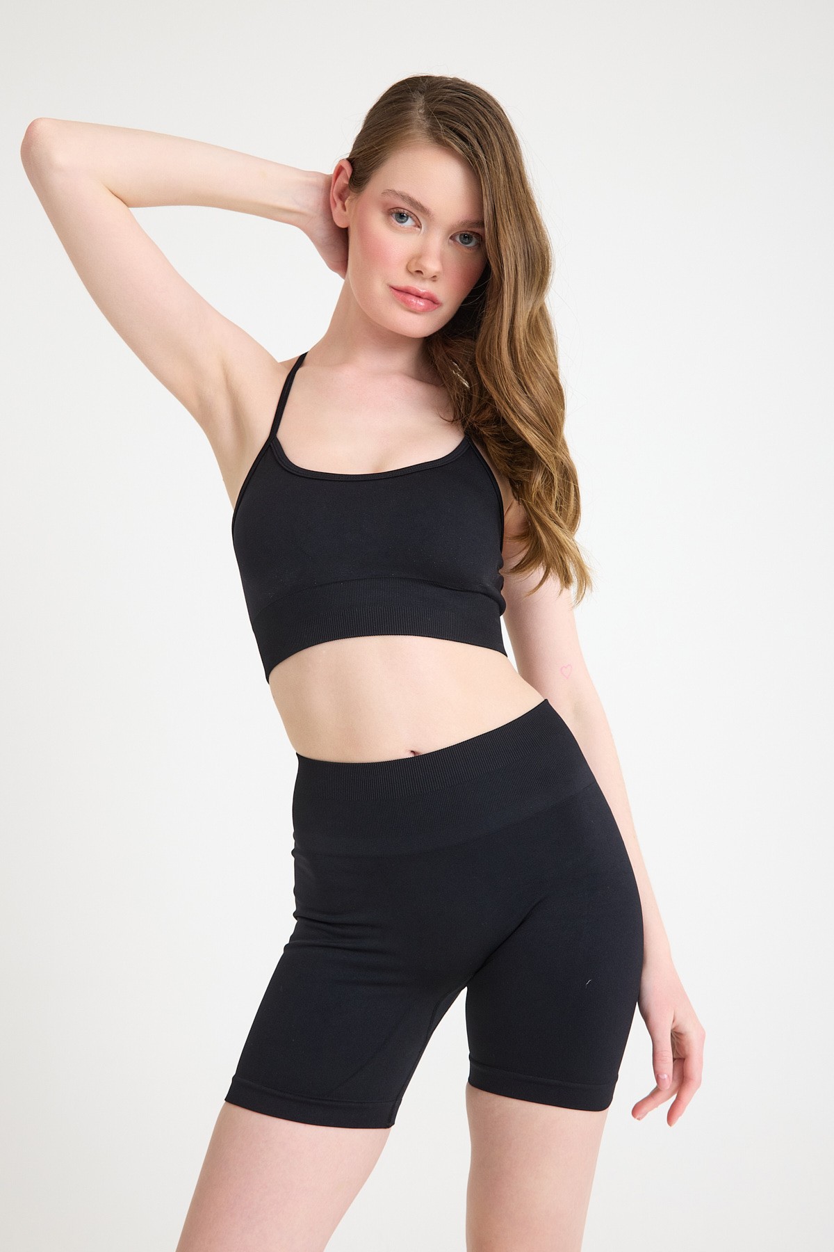 DEGIFIT Freedom Push-Up Seamless Shorts - Black