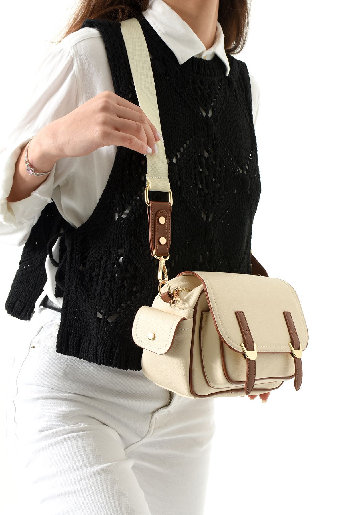 Kadın Krem Taba Tokalı Kapaklı Ayarlanabilir Askılı Omuz ve Çapraz Çanta