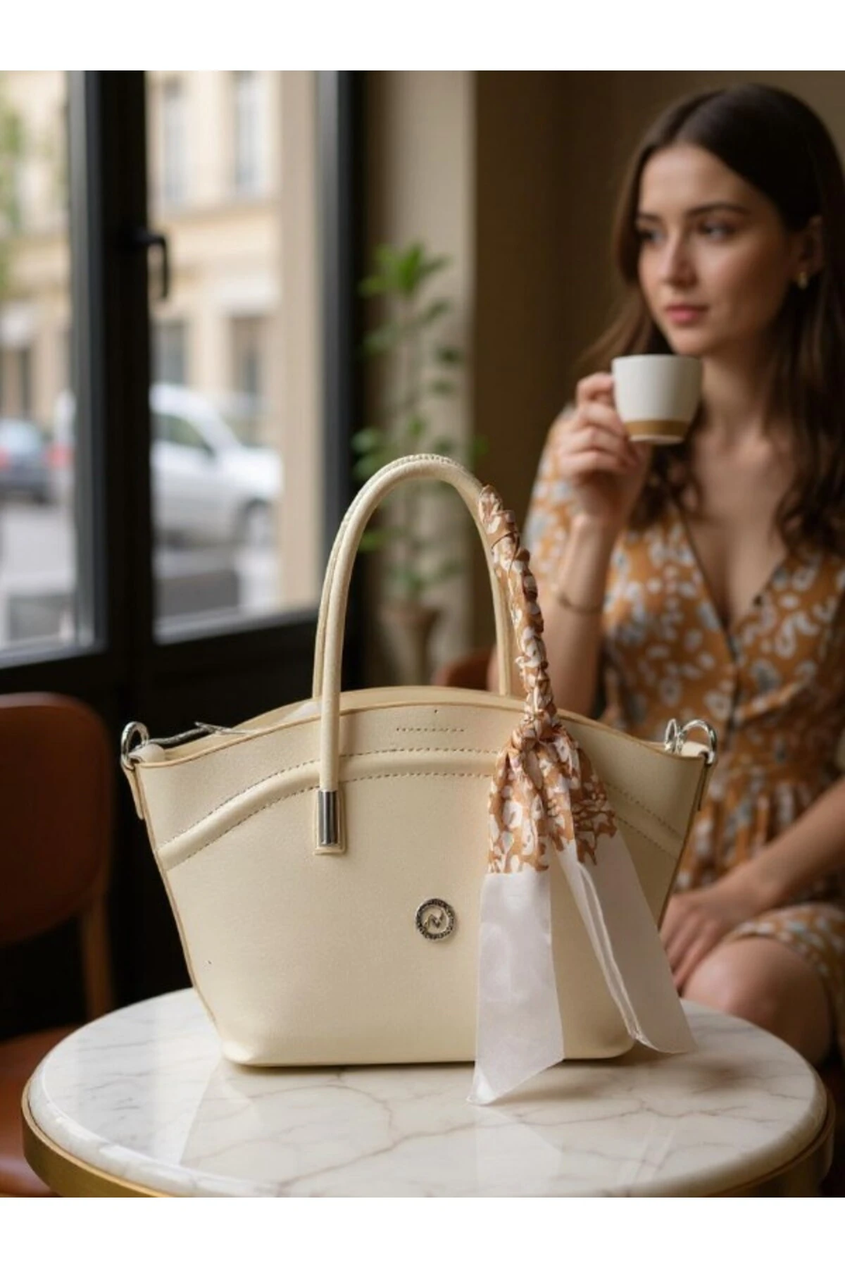 Kadın Omuz ve El Çantası - Şık Fular Detaylı, Uzun Askılı, Geniş İç Hacimli