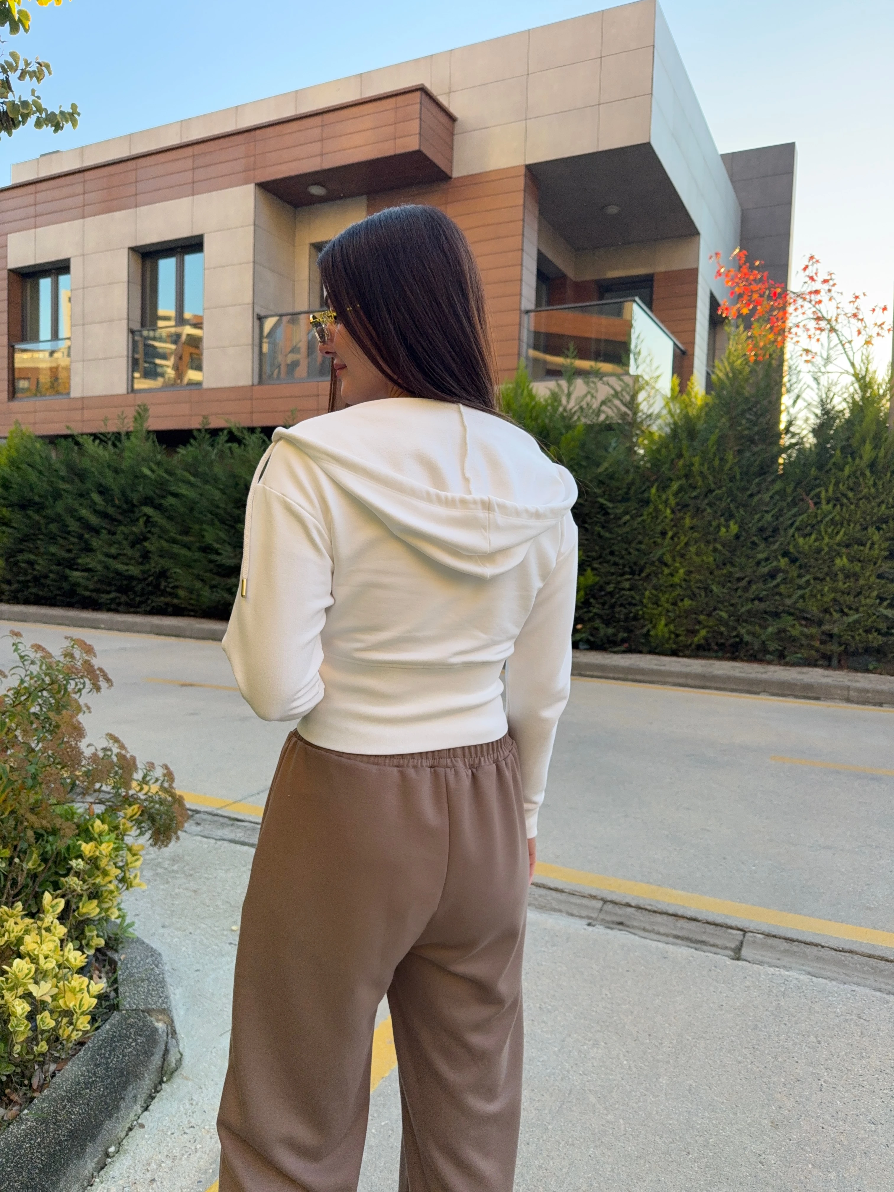 Ekru Kapüşonlu Pamuklu Hırka 