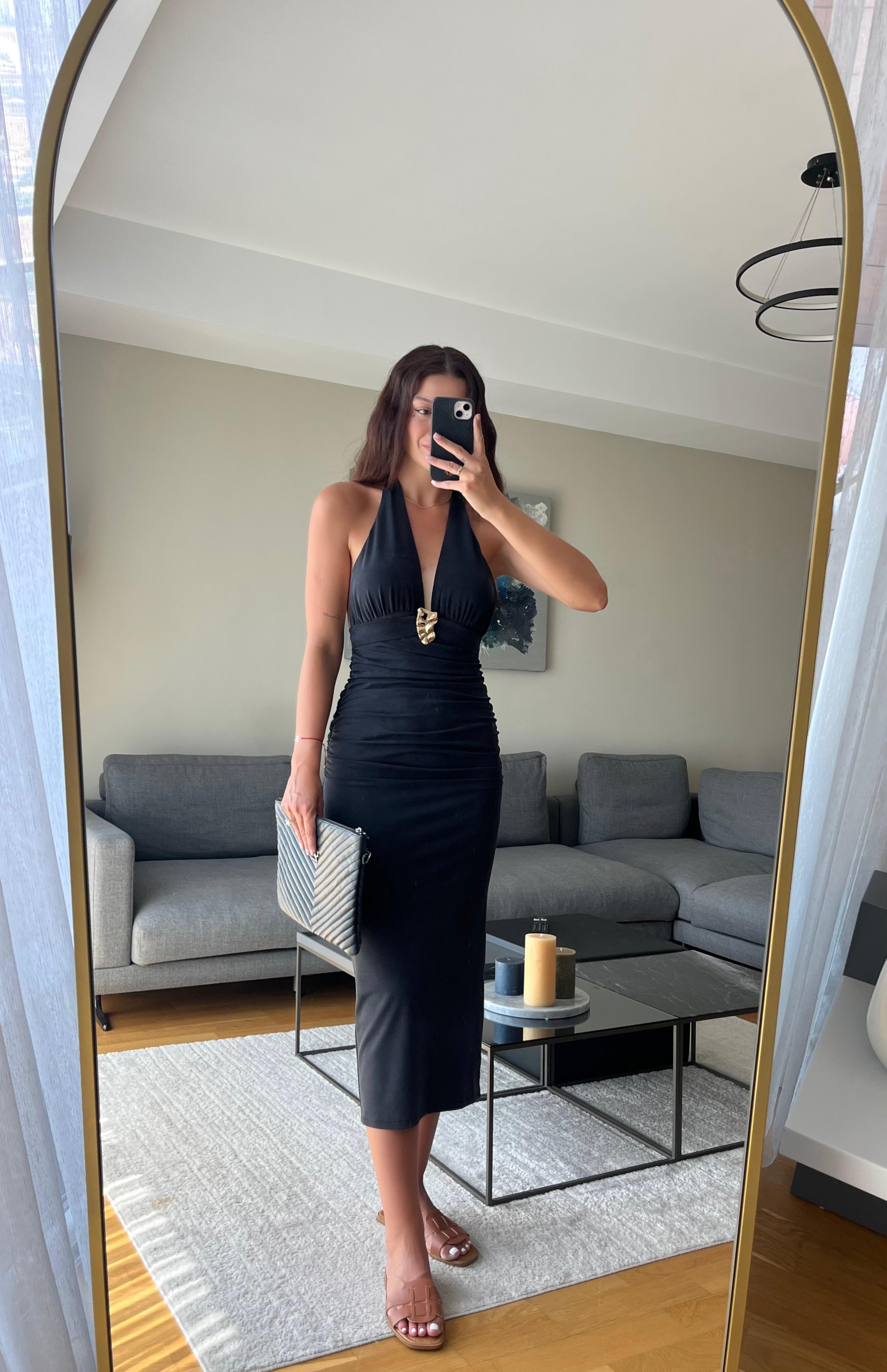 Aksesuar Detaylı Midi Elbise 