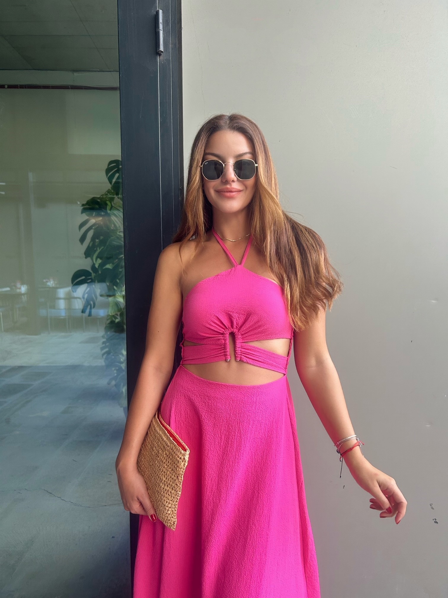 Cut Out/Pencereli Midi Elbise - PEMBE