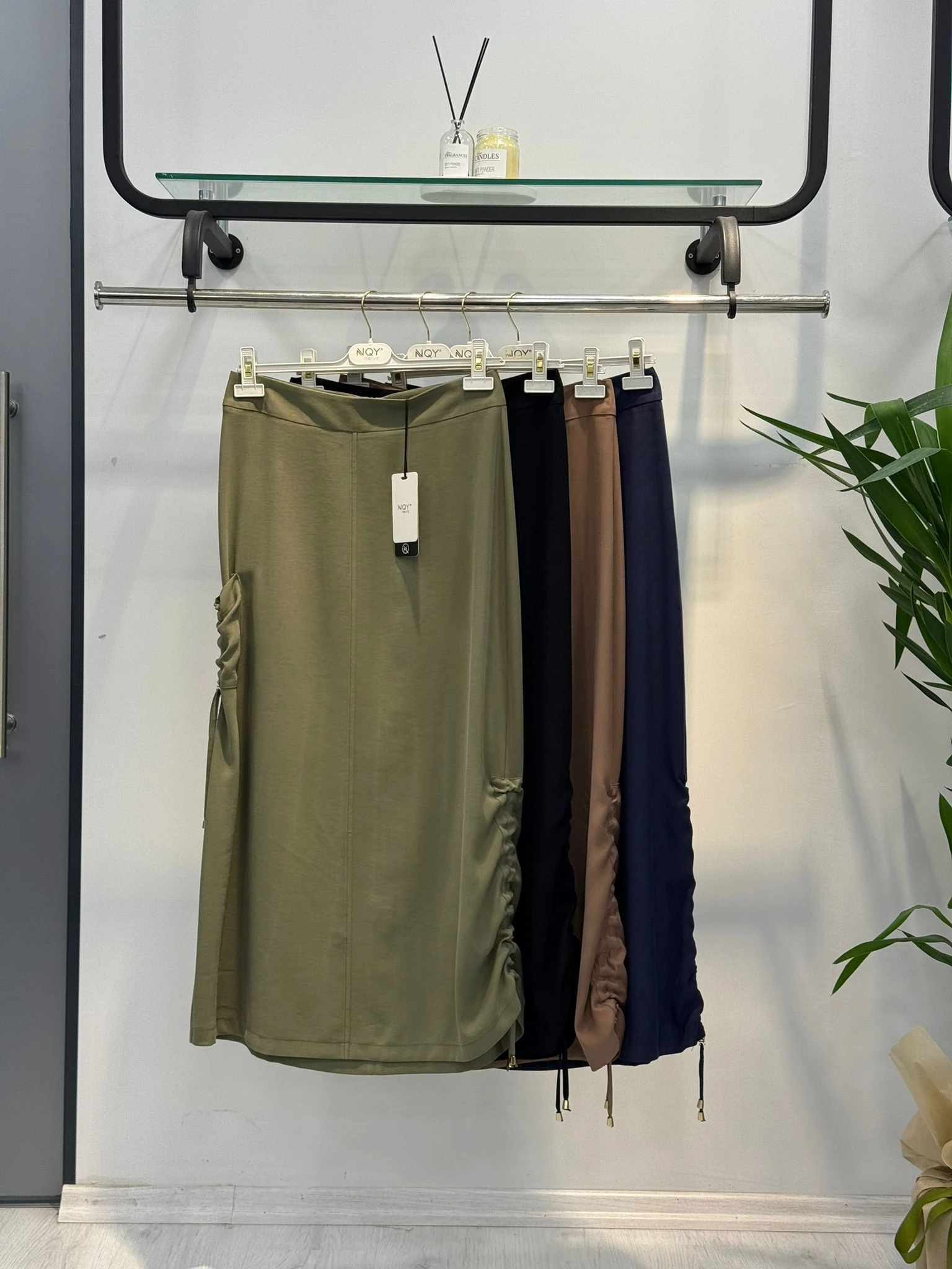 Büzgülü detaylı etek