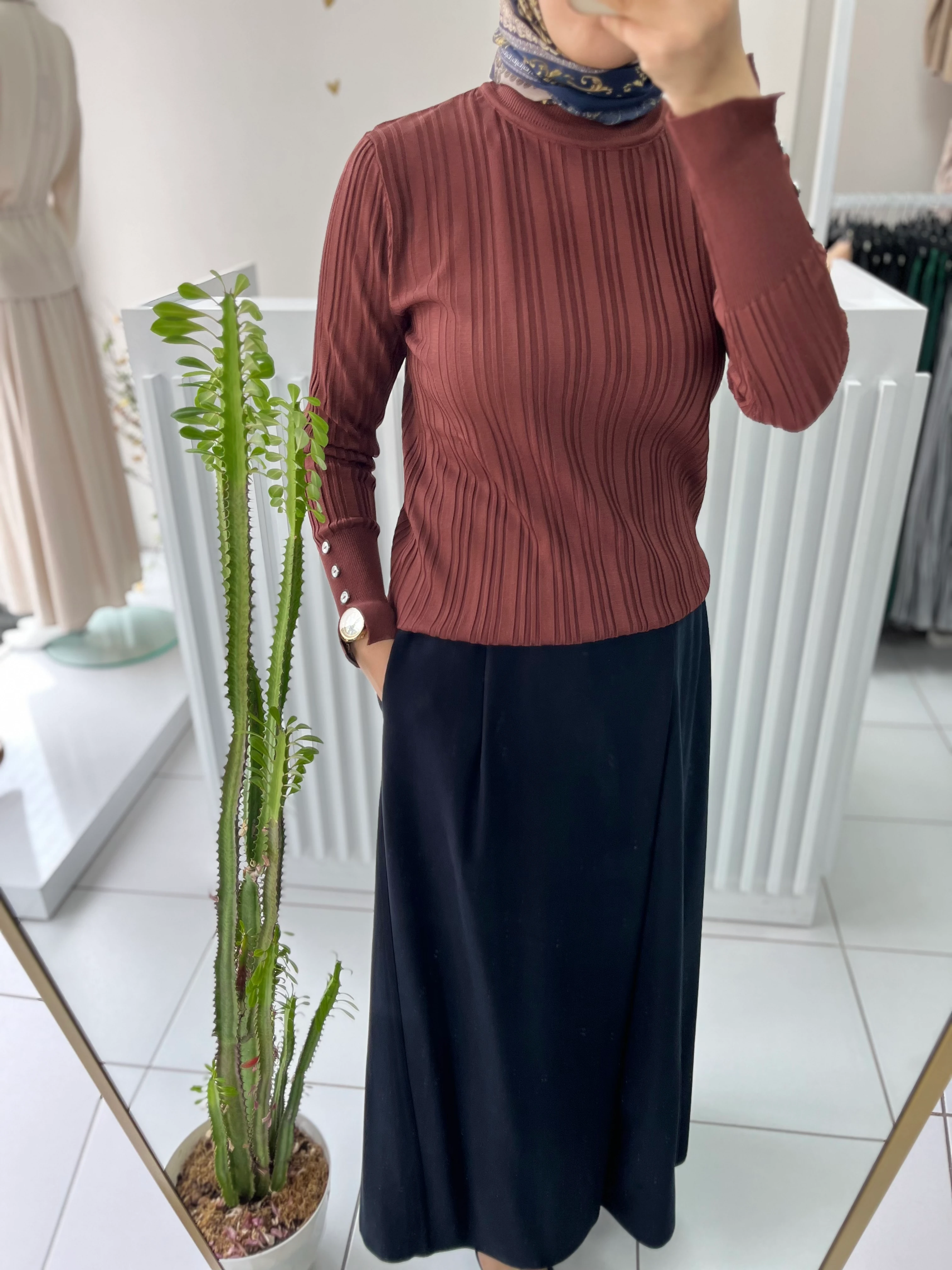 Pantolon görünümlü etek