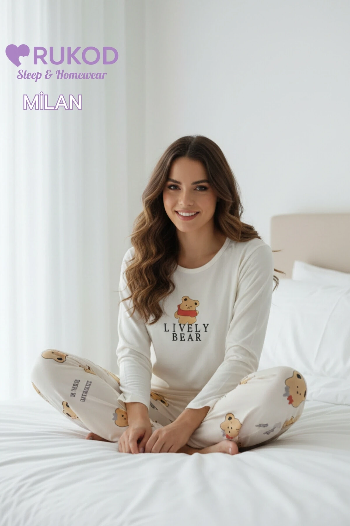 Kadın Krem Rengi Ayı Desenli Kışlık Bisiklet Yaka Uzun Kol Pijama Takımı