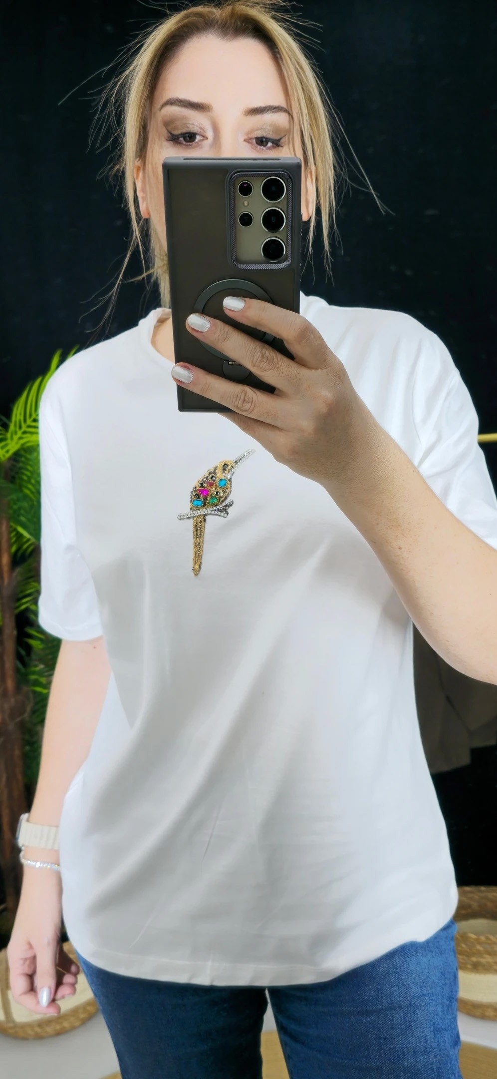 Beyaz Kuş Detaylı Tshirt