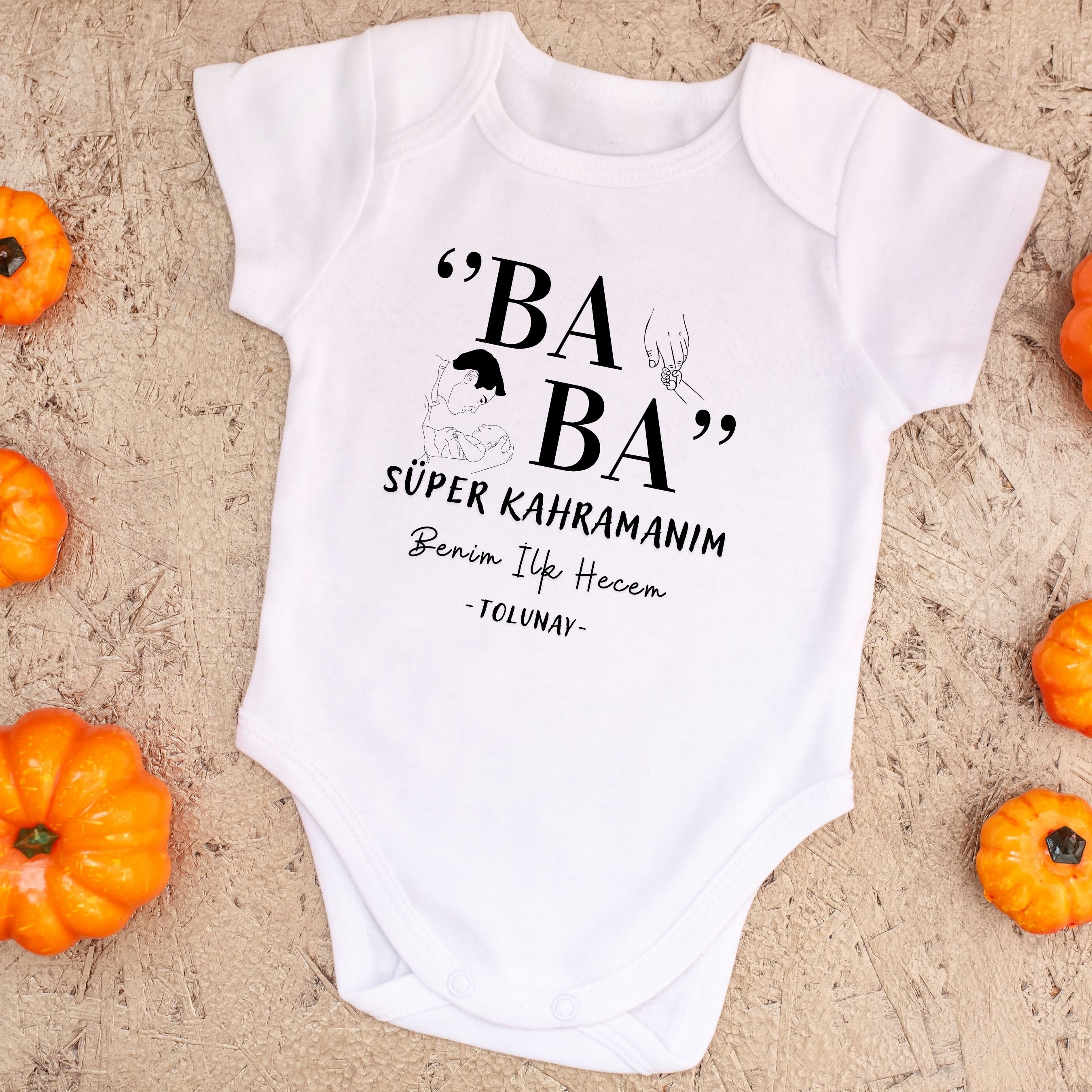 Baba Süper Kahramanın İlk hecem Kişiye Özel Bebek Zıbın